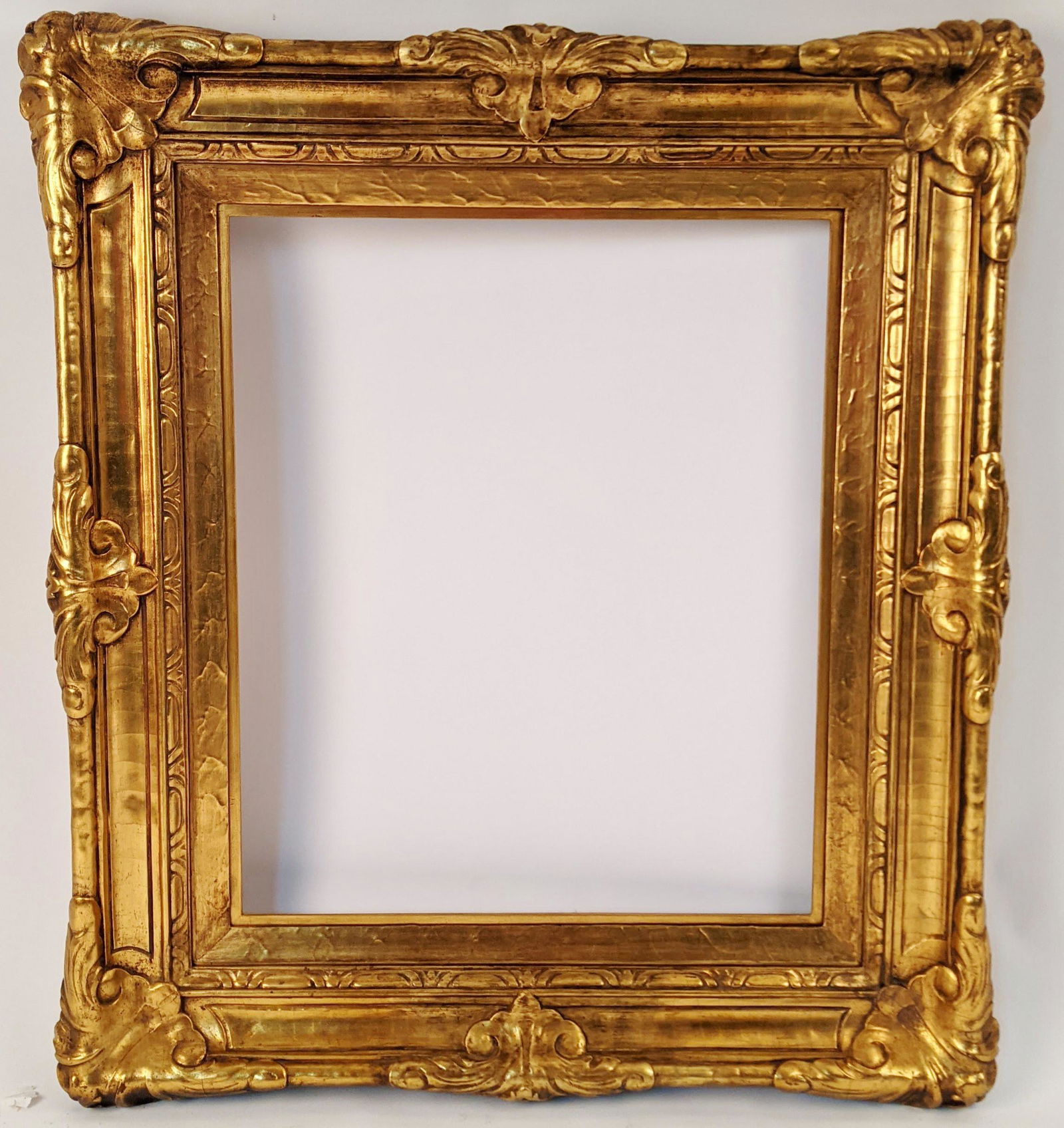 Gilt Carved Frame (1 of 10)