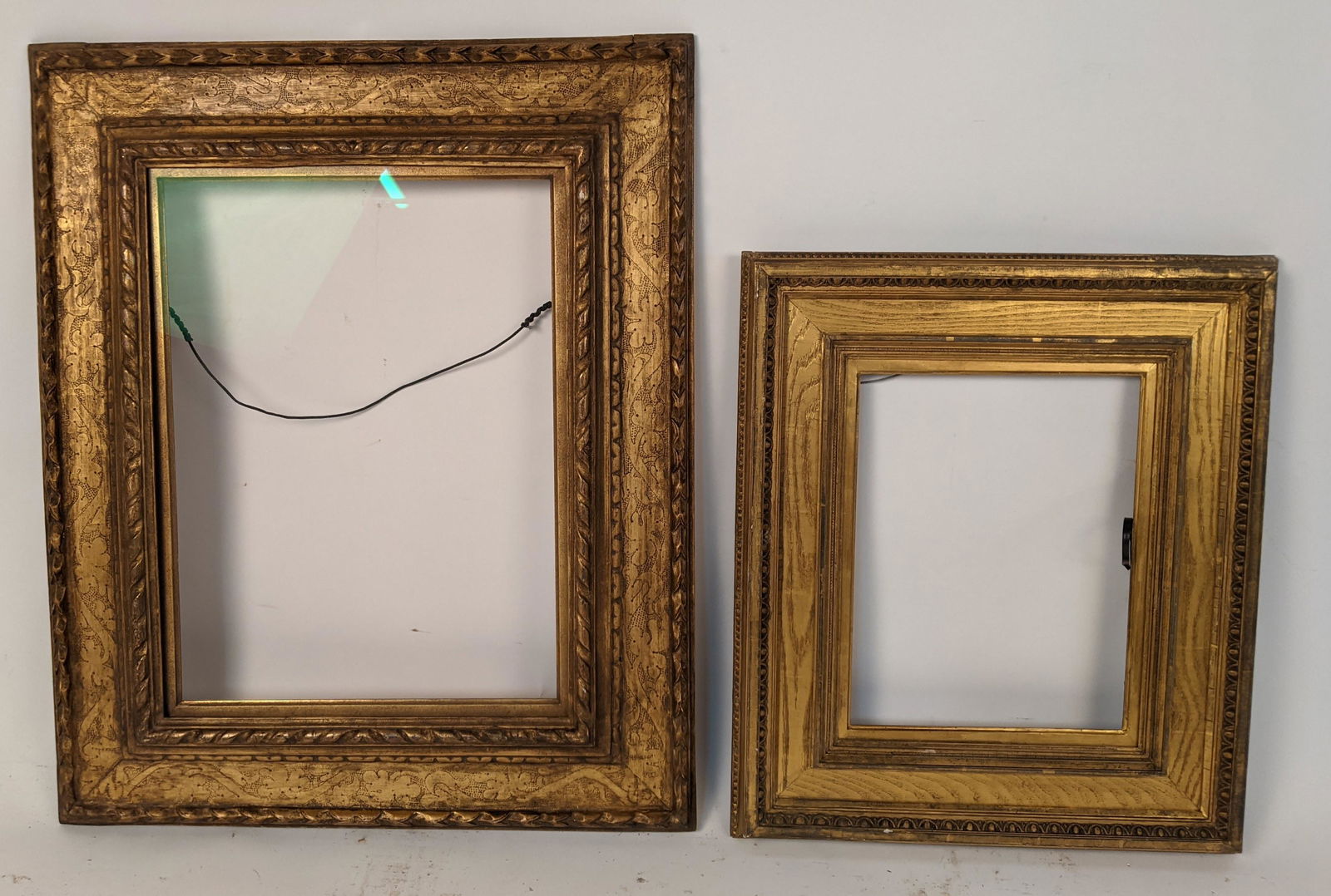 Two Gilt Carved Wood Frames (1 of 12)