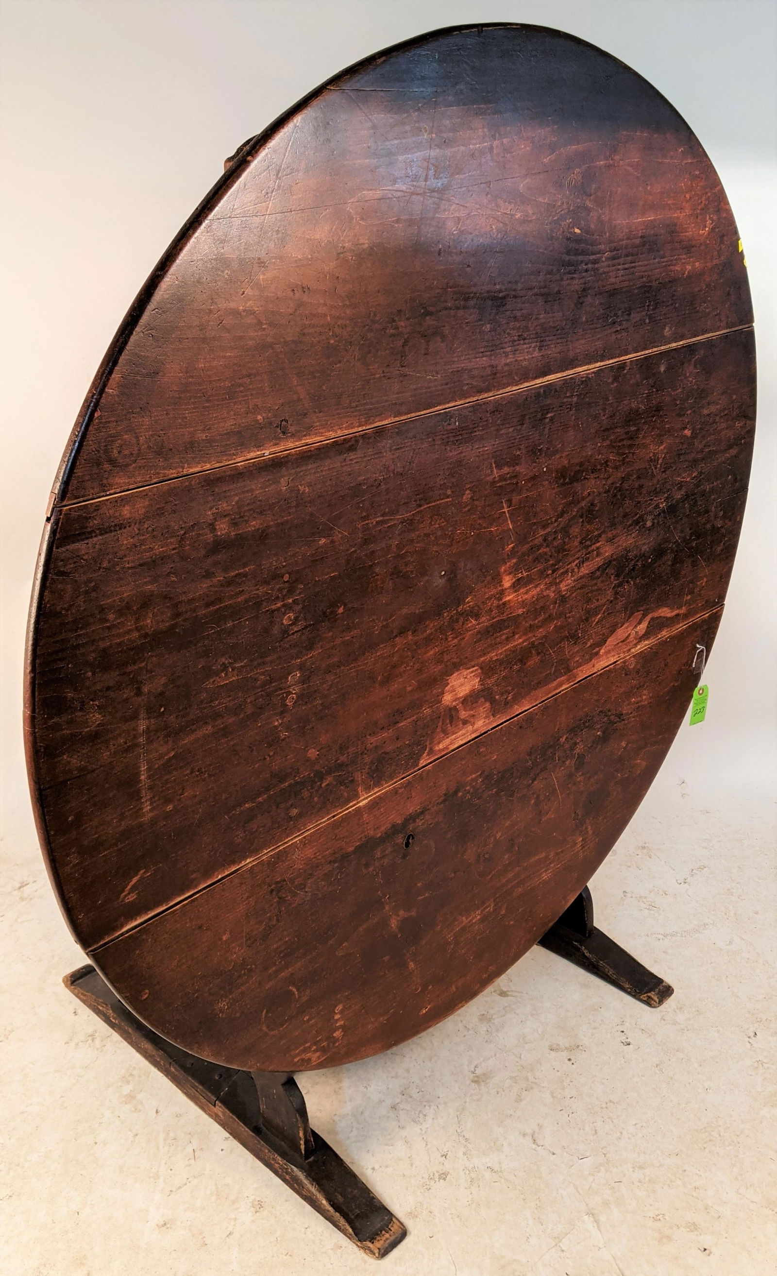 Antique American Tilt Top Table (1 of 12)
