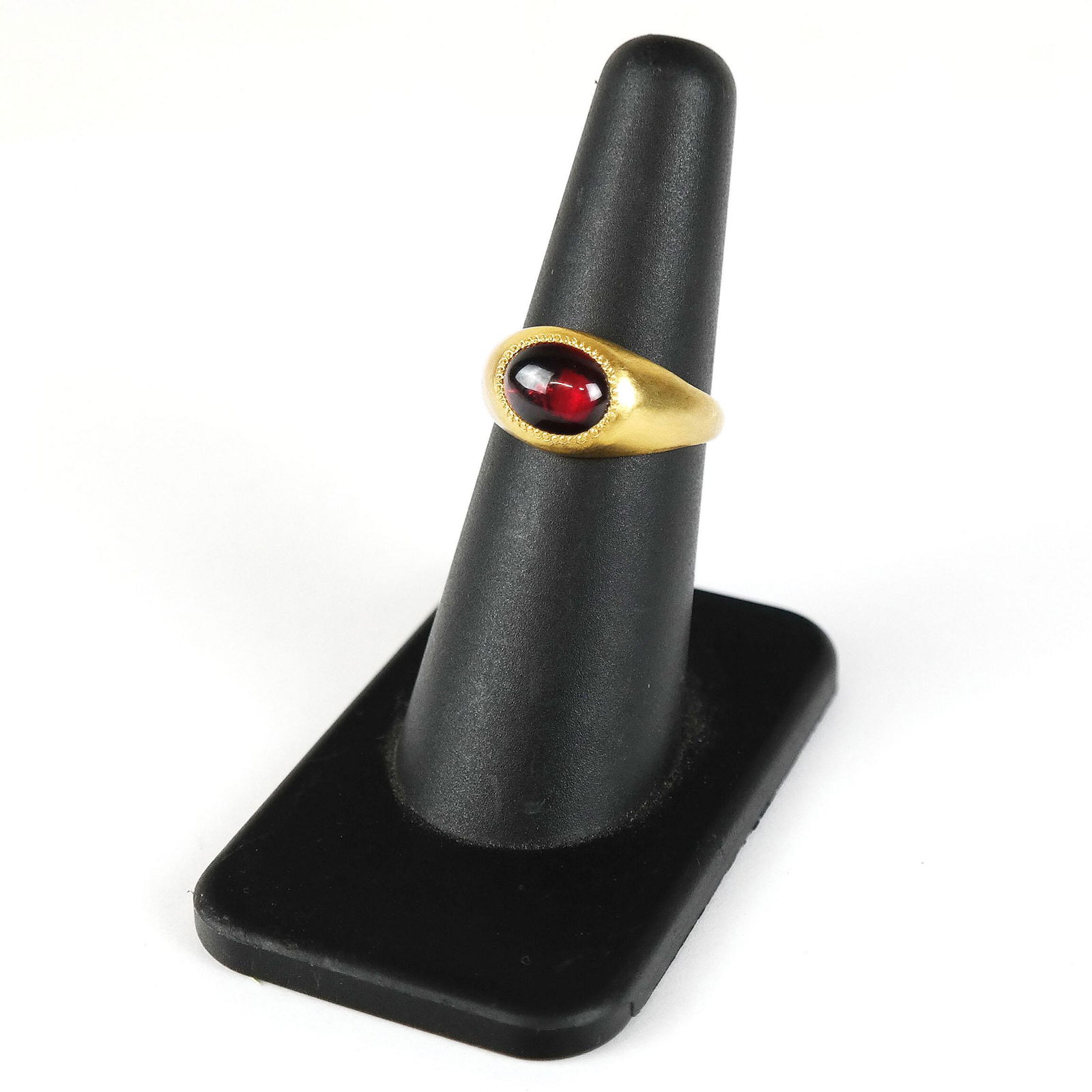 Prounis 22K & Ruby Cabochon Ring (1 of 9)