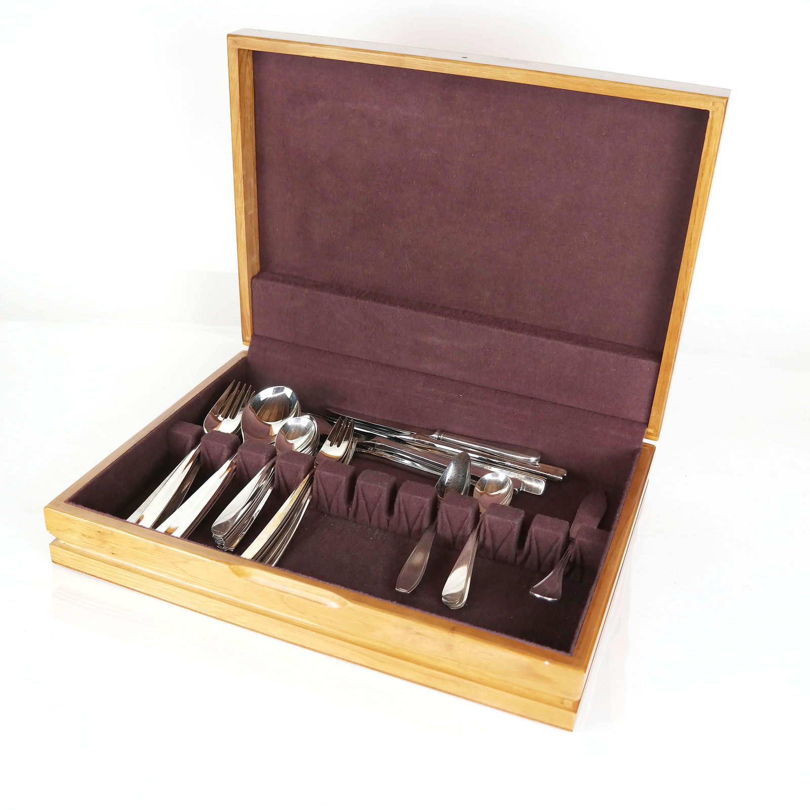 .800 Silver & Sterling Partial Flatware Lot (1 of 10)