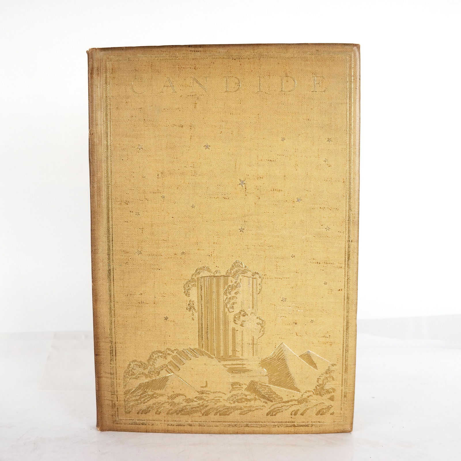 clara Tice, Illustrator]. Voltaire. Candide Or