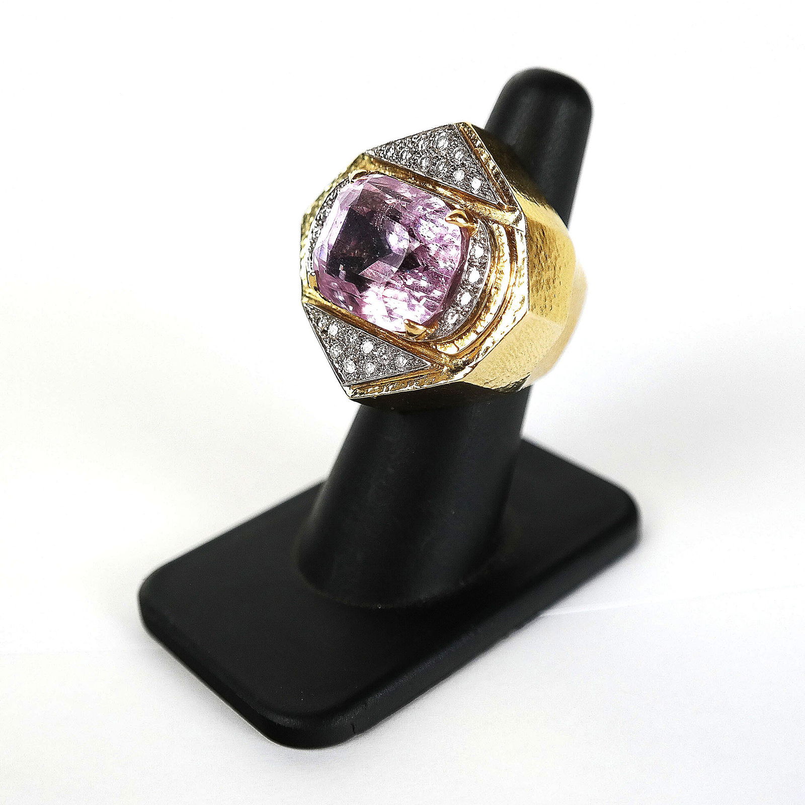 David Webb 18K, Kunzite & Diamond Ring (1 of 9)