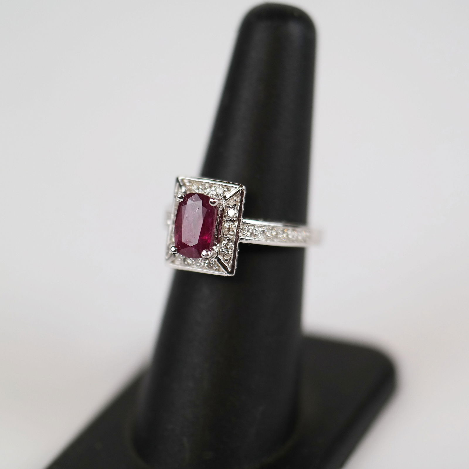 Ruby & Diamond Ring (1 of 7)