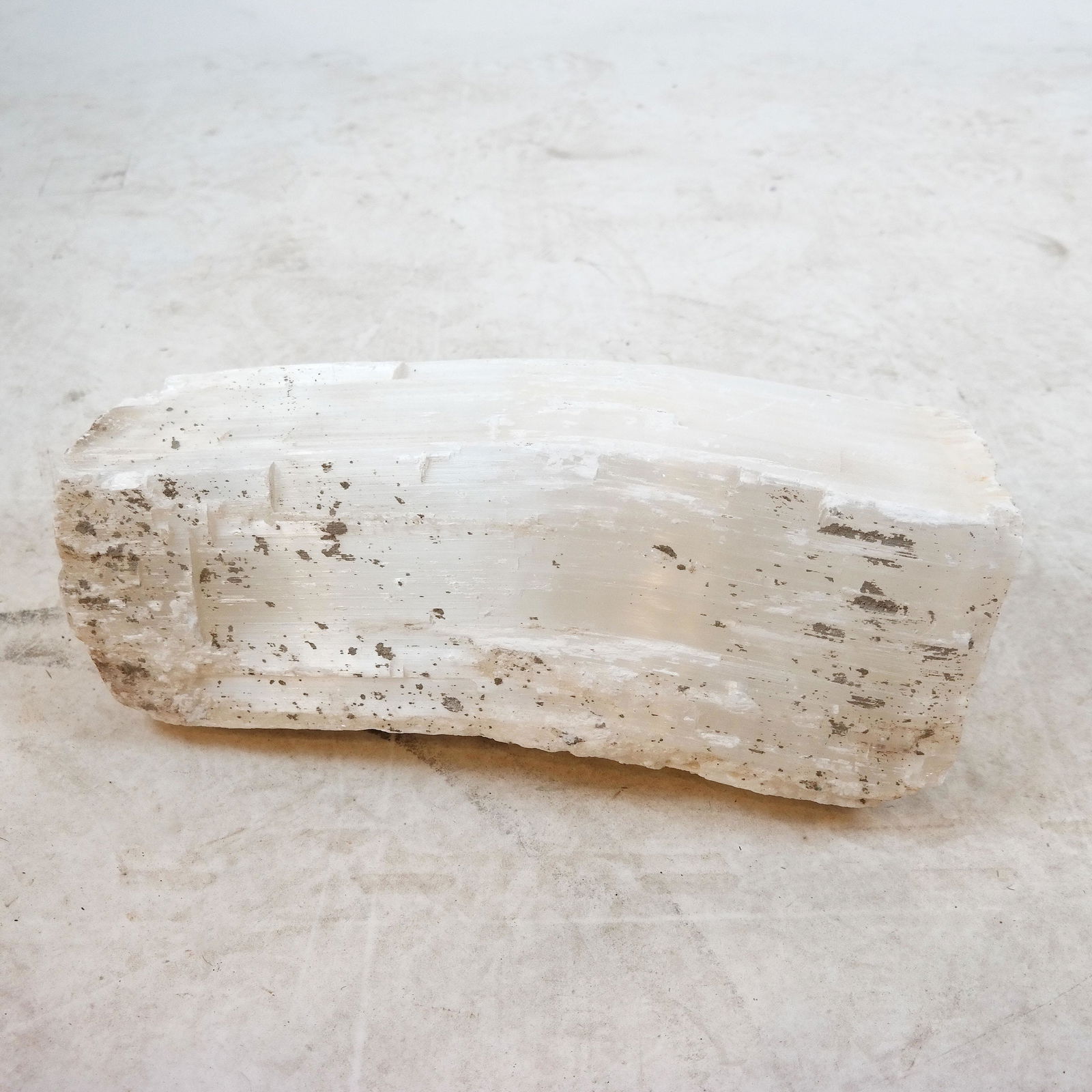 Selenite Specimen Log (1 of 7)