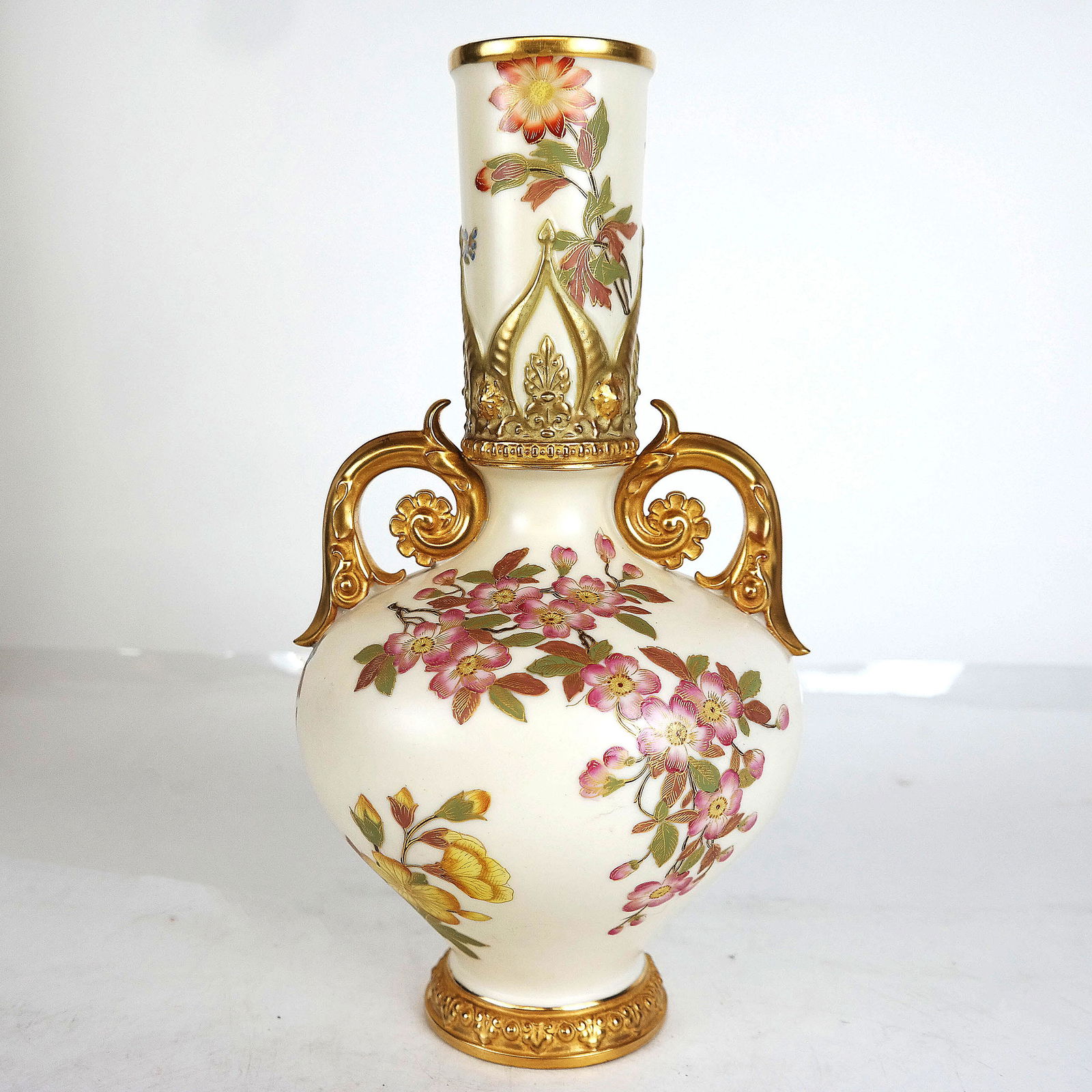 Royal Worcester Vase (1 of 8)