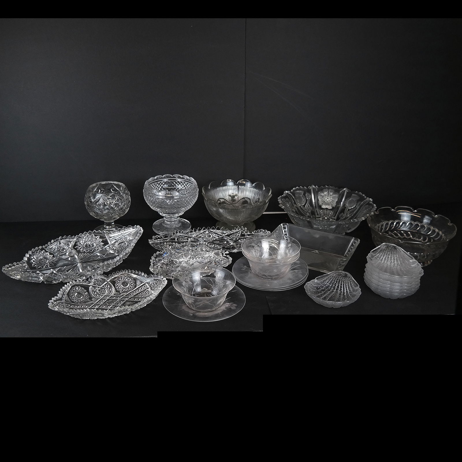 Lot of Cut Crystal and Glass Table Articles (25) (1 of 9)