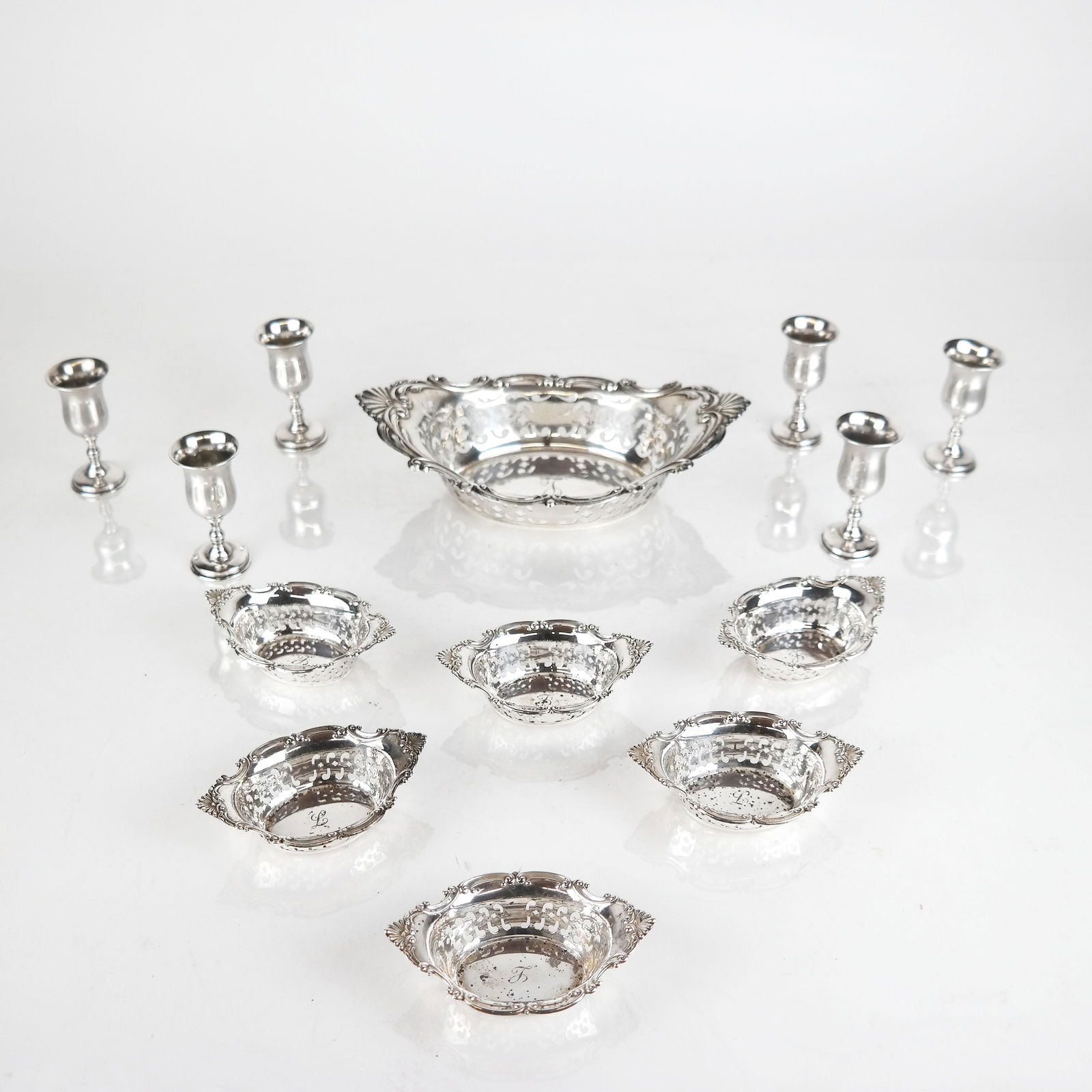 13 Sterling Silver Articles (1 of 13)