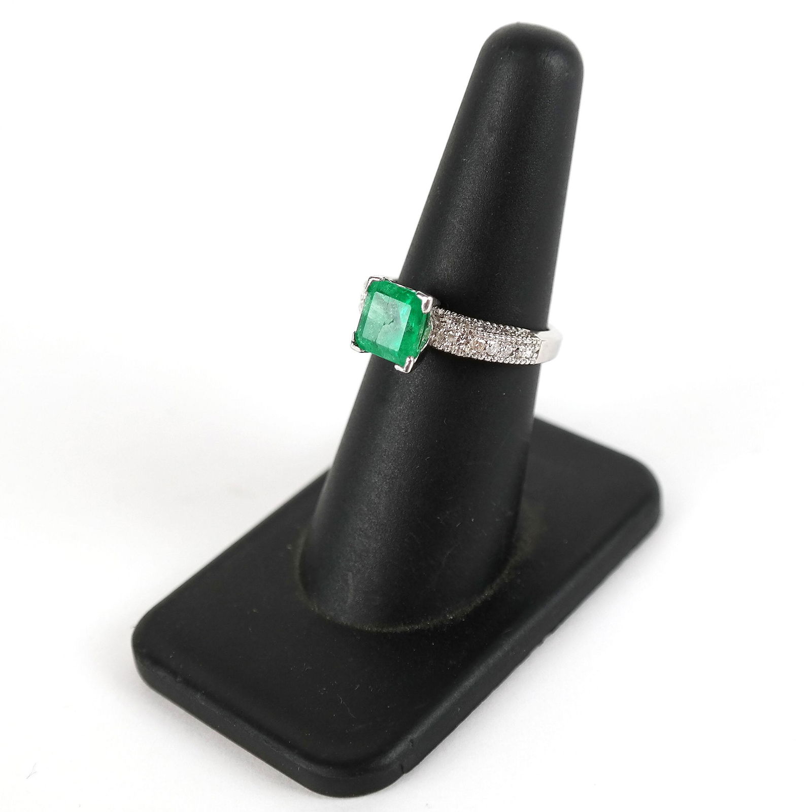 14K White Gold, Emerald & Diamond Ring (1 of 8)