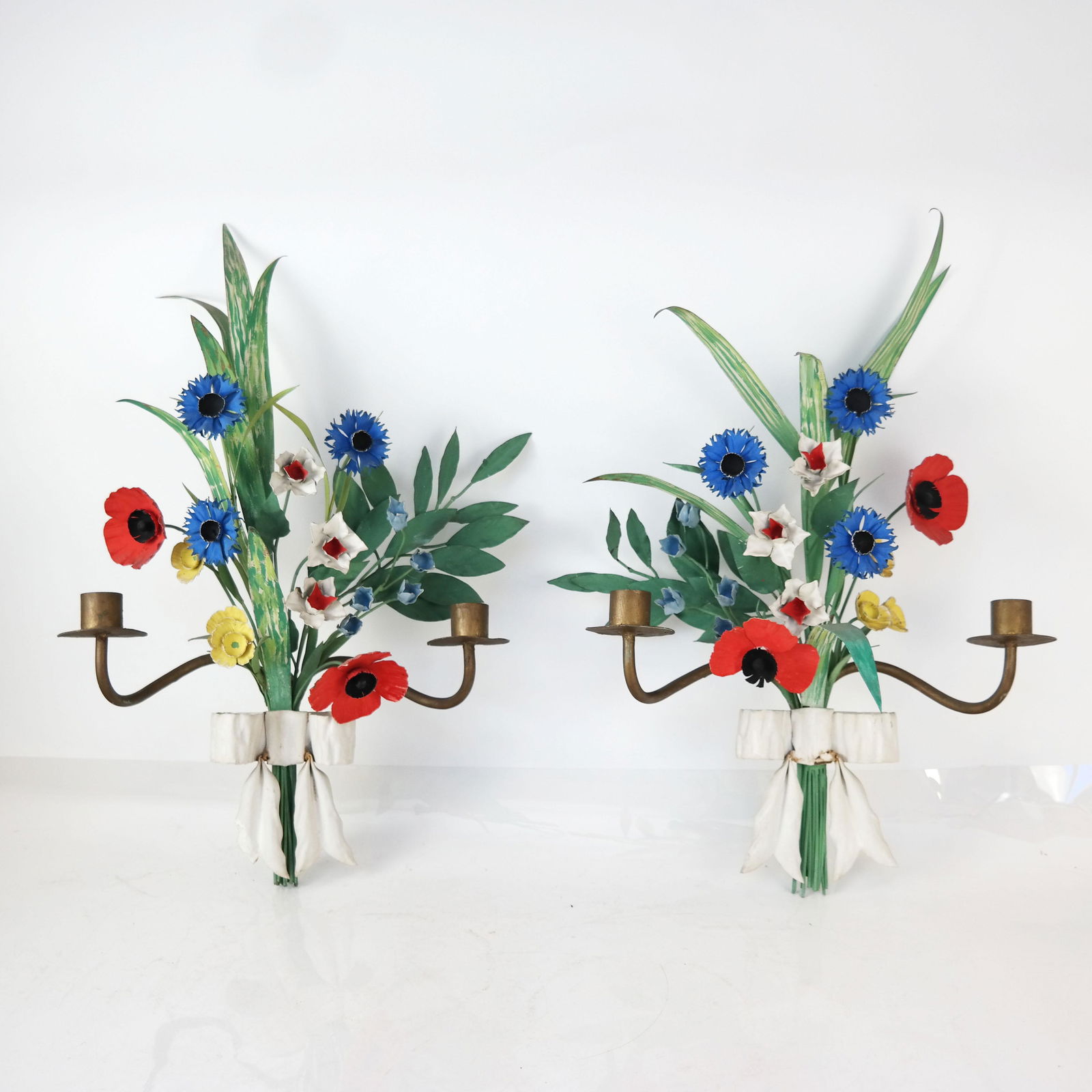 Pair French Provincial-Style Floral Sconces (1 of 12)