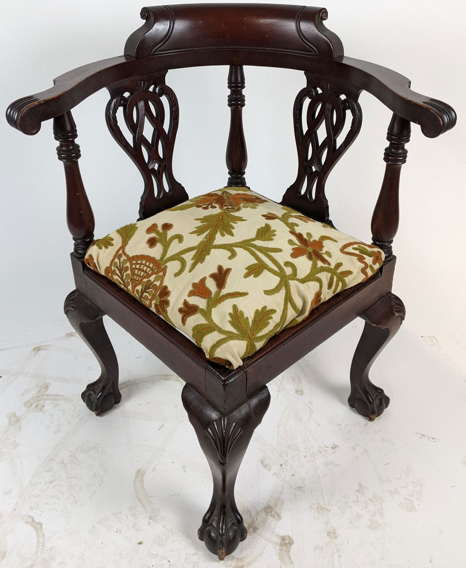 Mahogany Chippendale-Style Corner Chair (1 of 9)