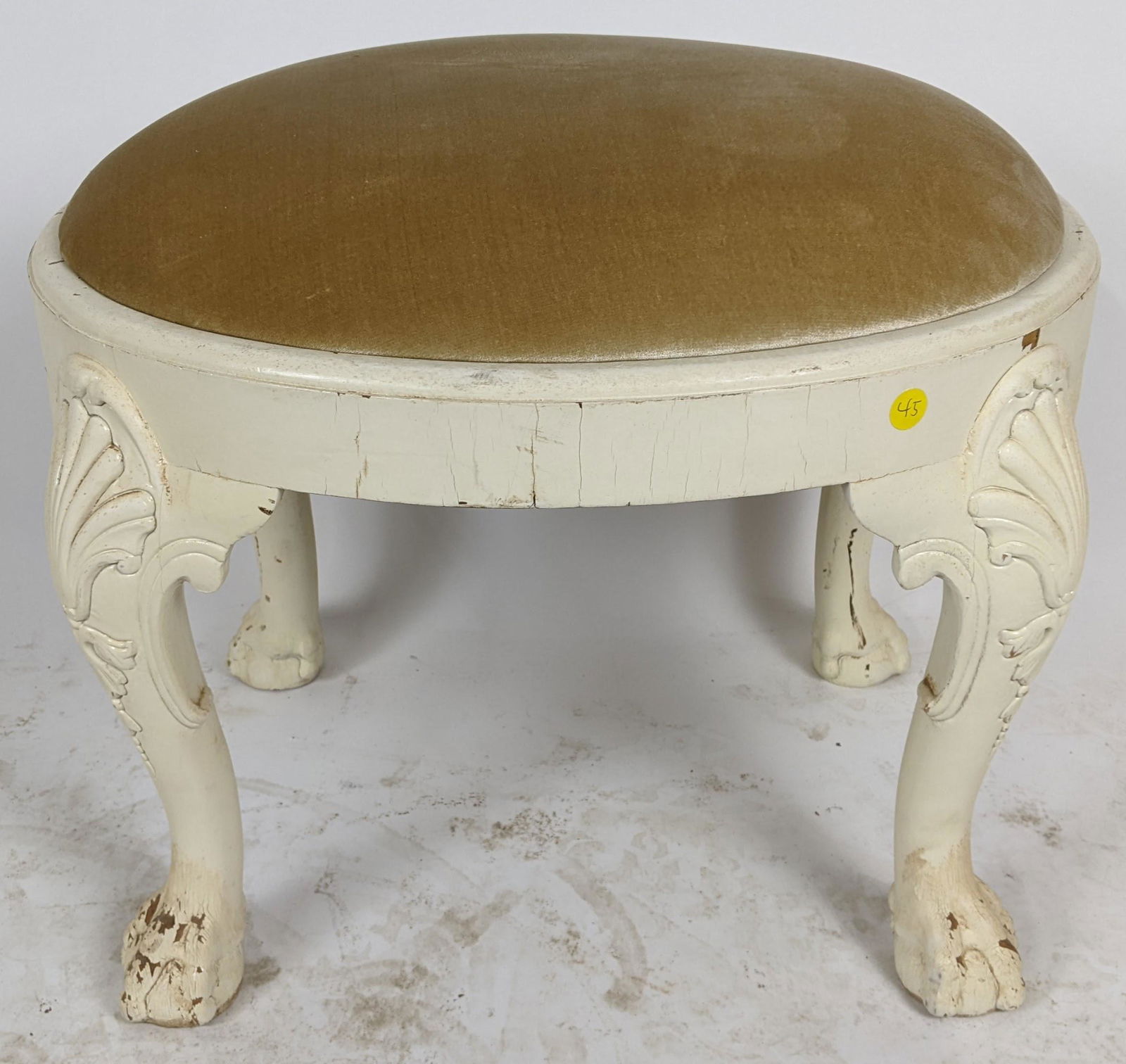 Chippendale-Style Painted Oval Ottoman Stool (1 of 8)
