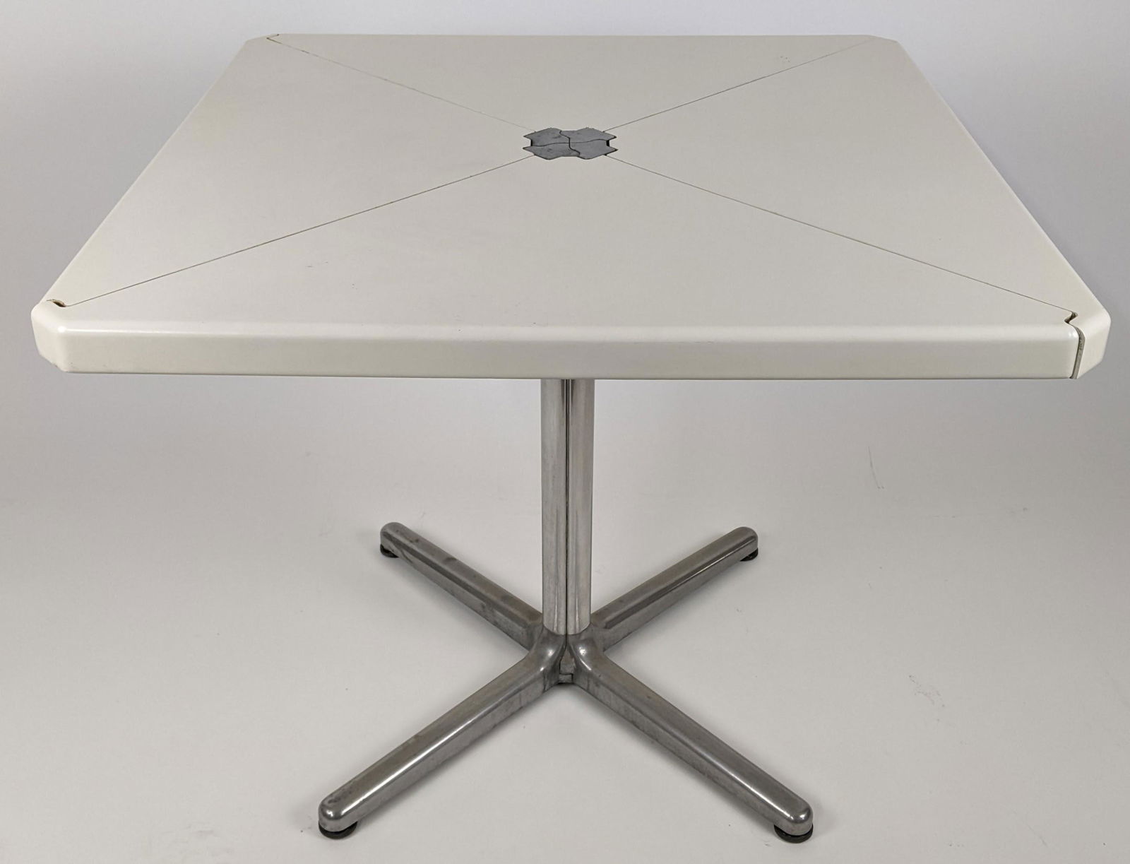 Mid-Century Modern Chrome Kitchen Table (1 of 10)