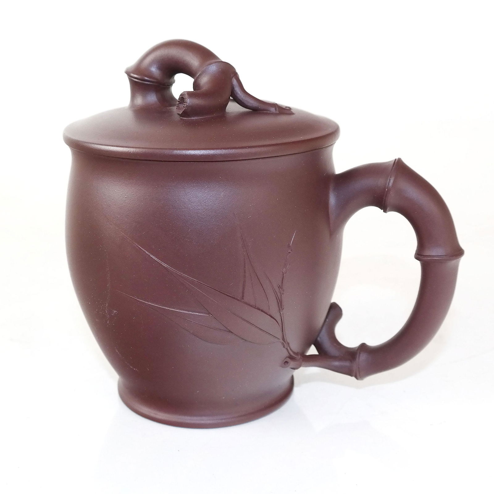 Chinese Red Stoneware Covered Mug (1 of 12)