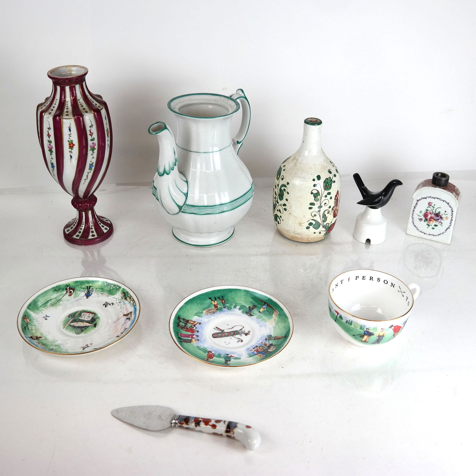 Mixed Group of Porcelain Table Articles (9) (1 of 12)