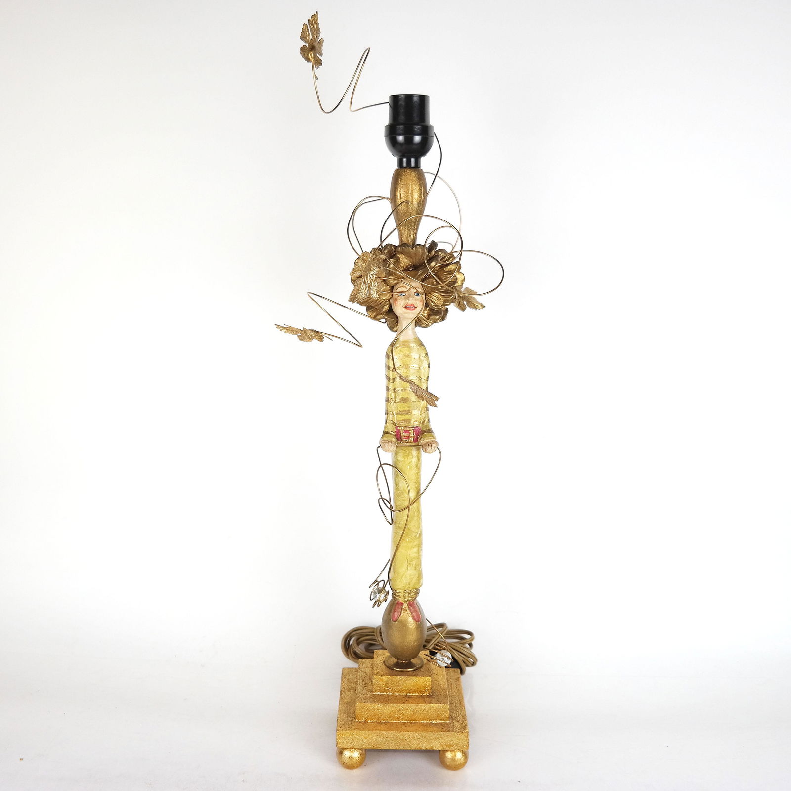 Whimsical Painted Wood & Wire Table Lamp (1 of 11)