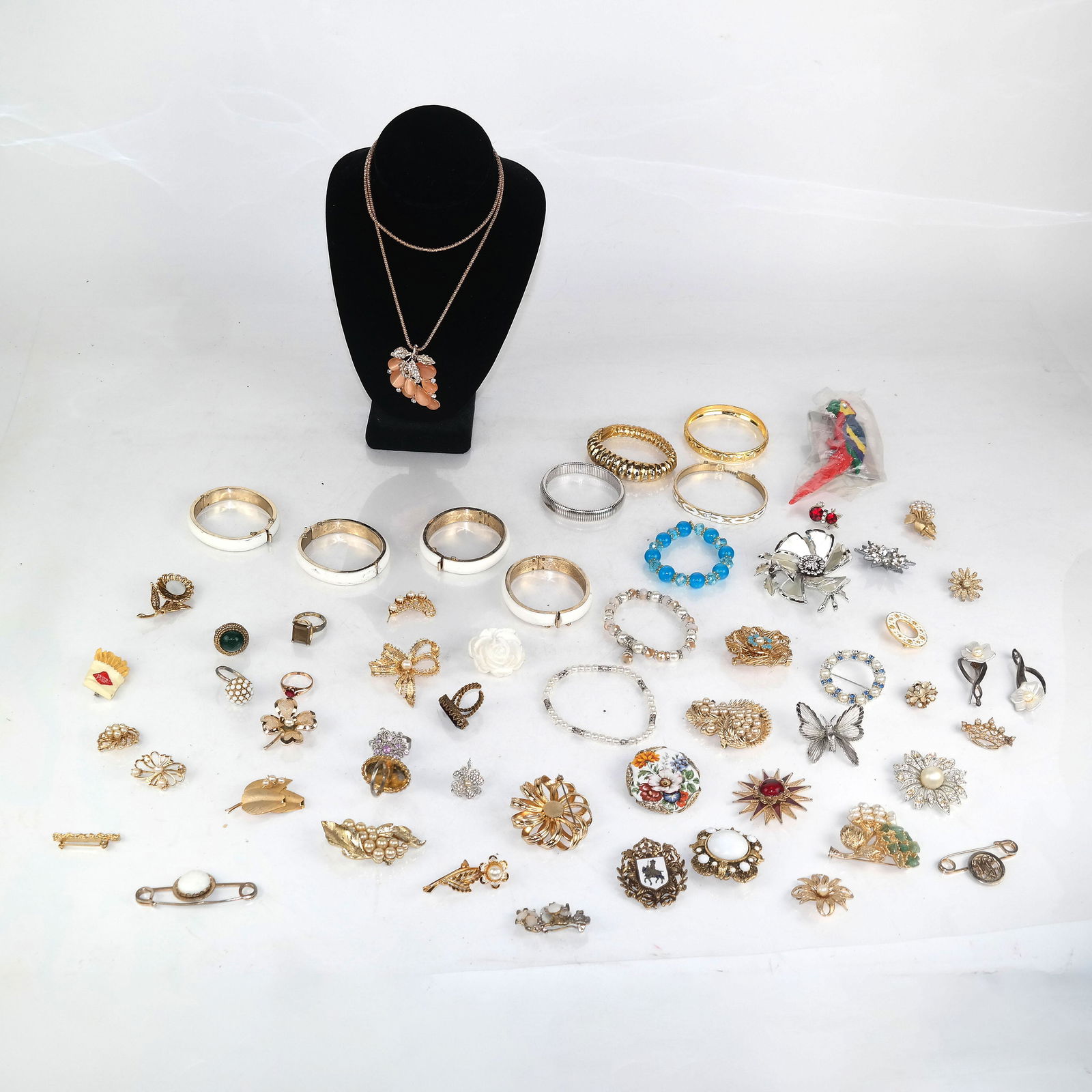 Lot of Costume Jewelry (1 of 12)