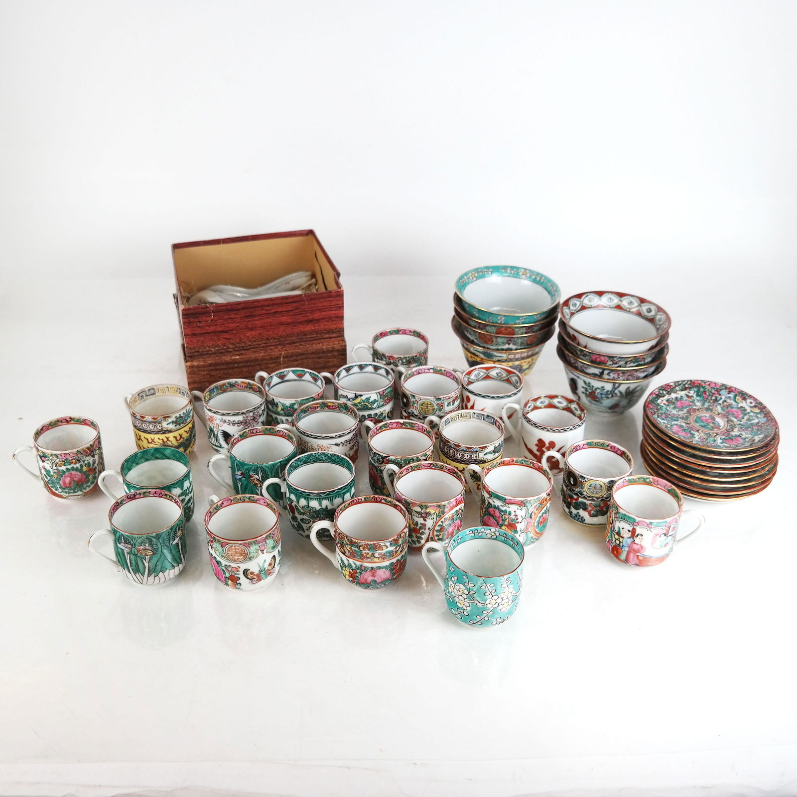 Mid-Century Chinese Porcelain Tea Articles (1 of 12)
