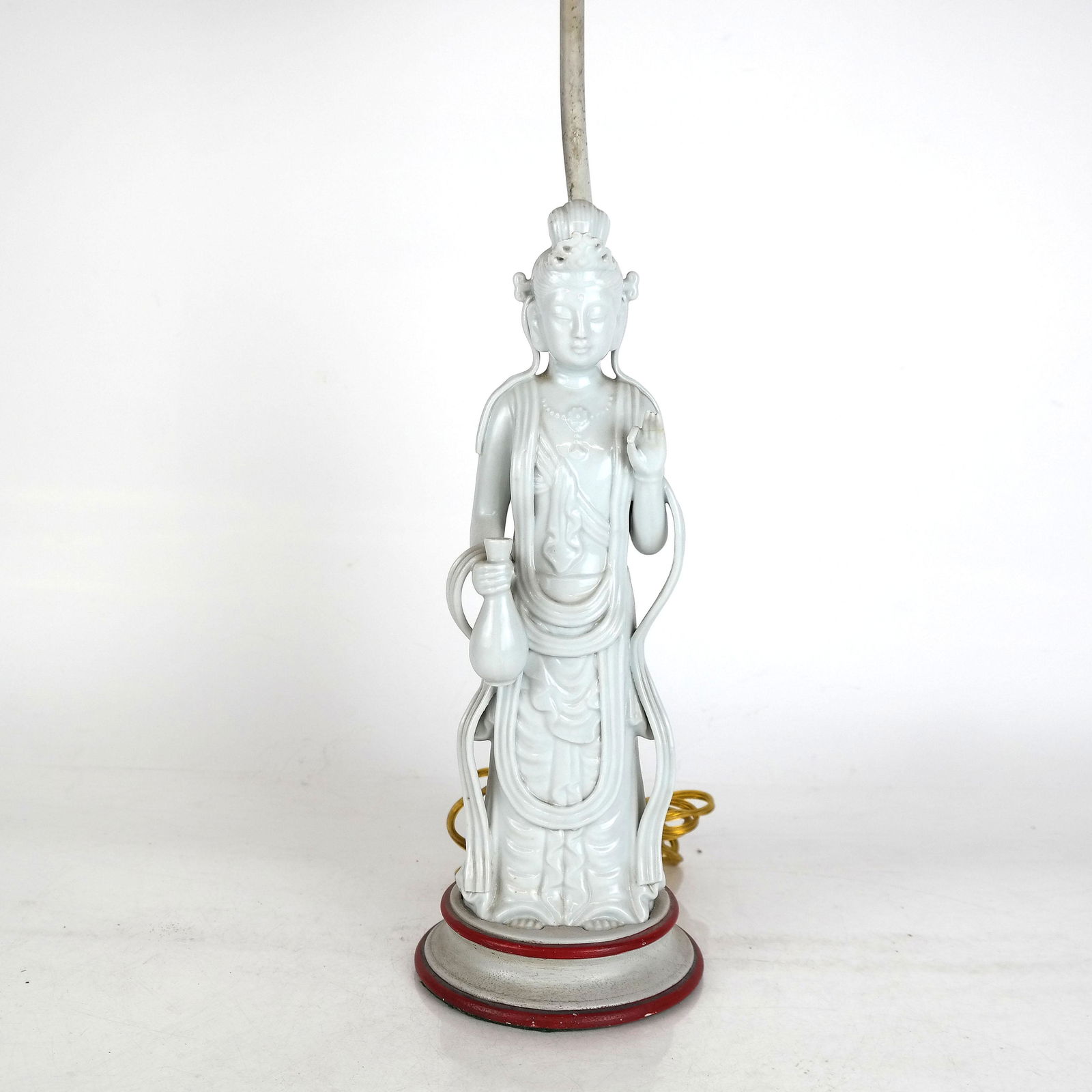 Asian Ceramic Guan-Yin Table Lamp (1 of 9)