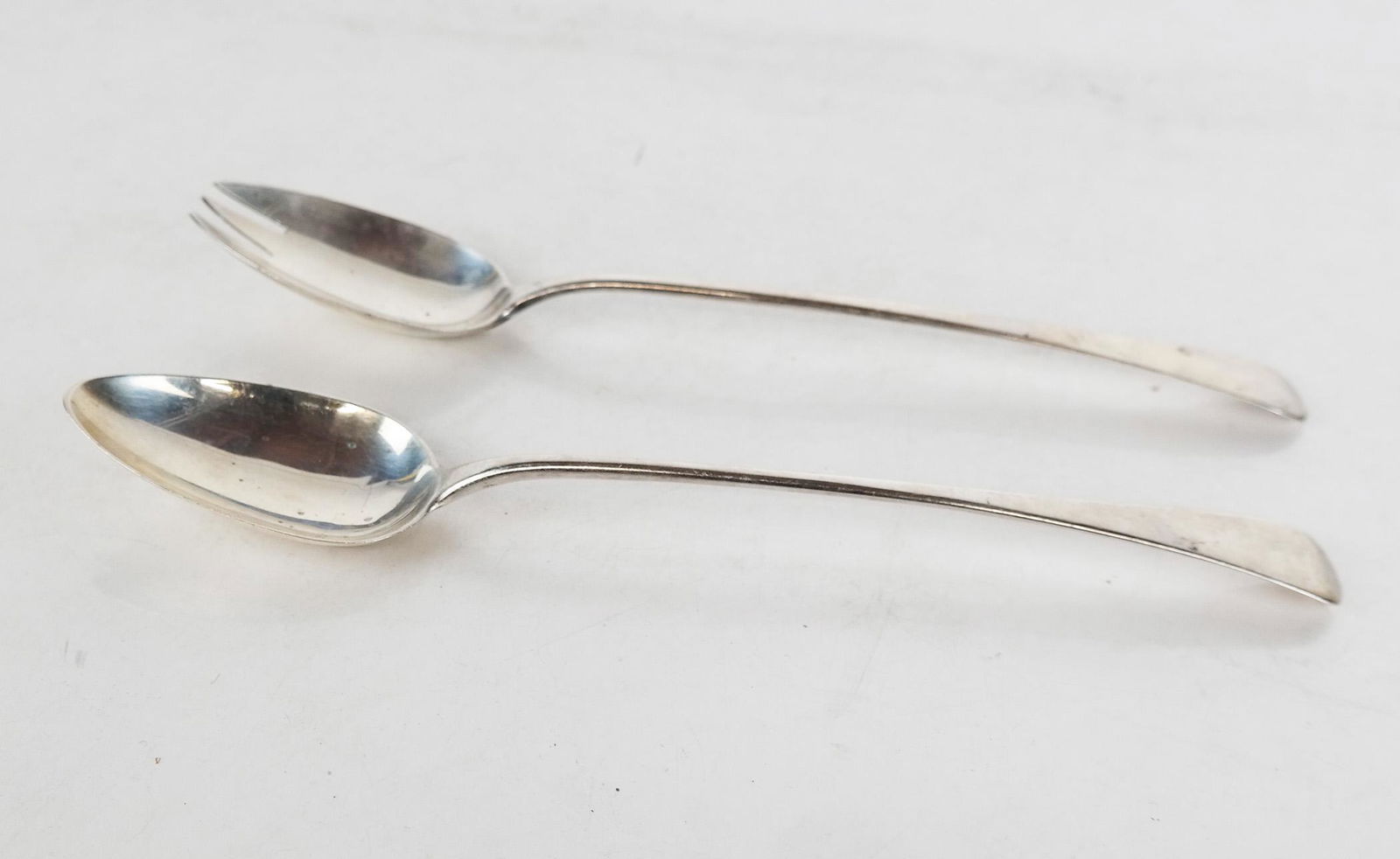 2 Antique English Silver Serving Pieces (1 of 6)