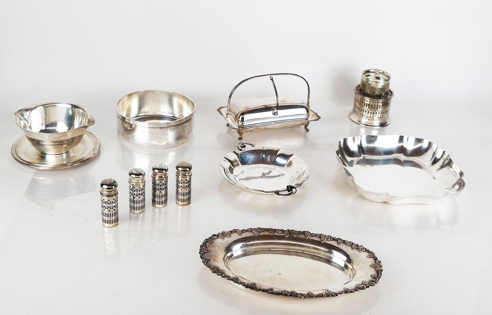 Assorted Silver Plate Table Articles (1 of 13)