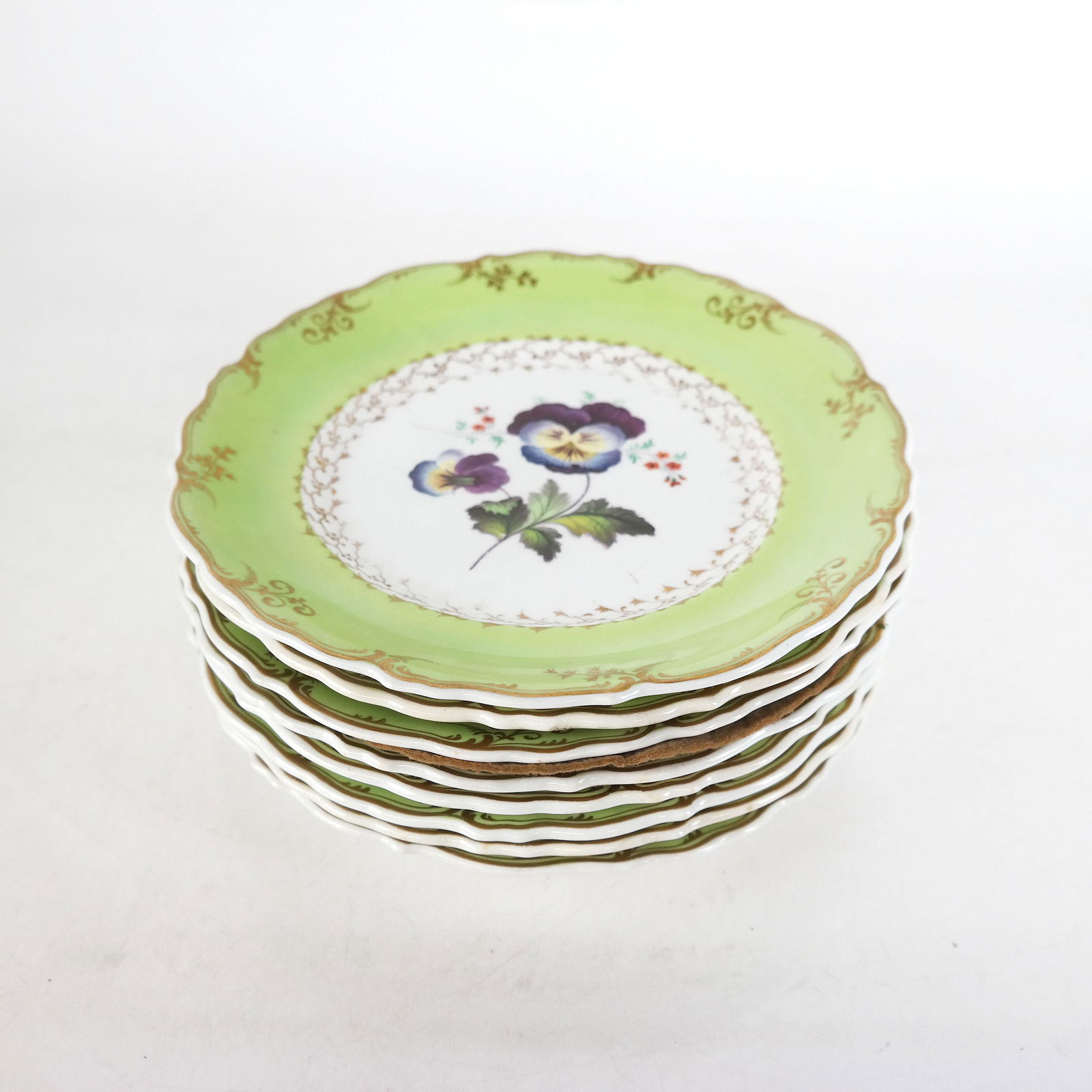 8 Floral Plates (1 of 7)
