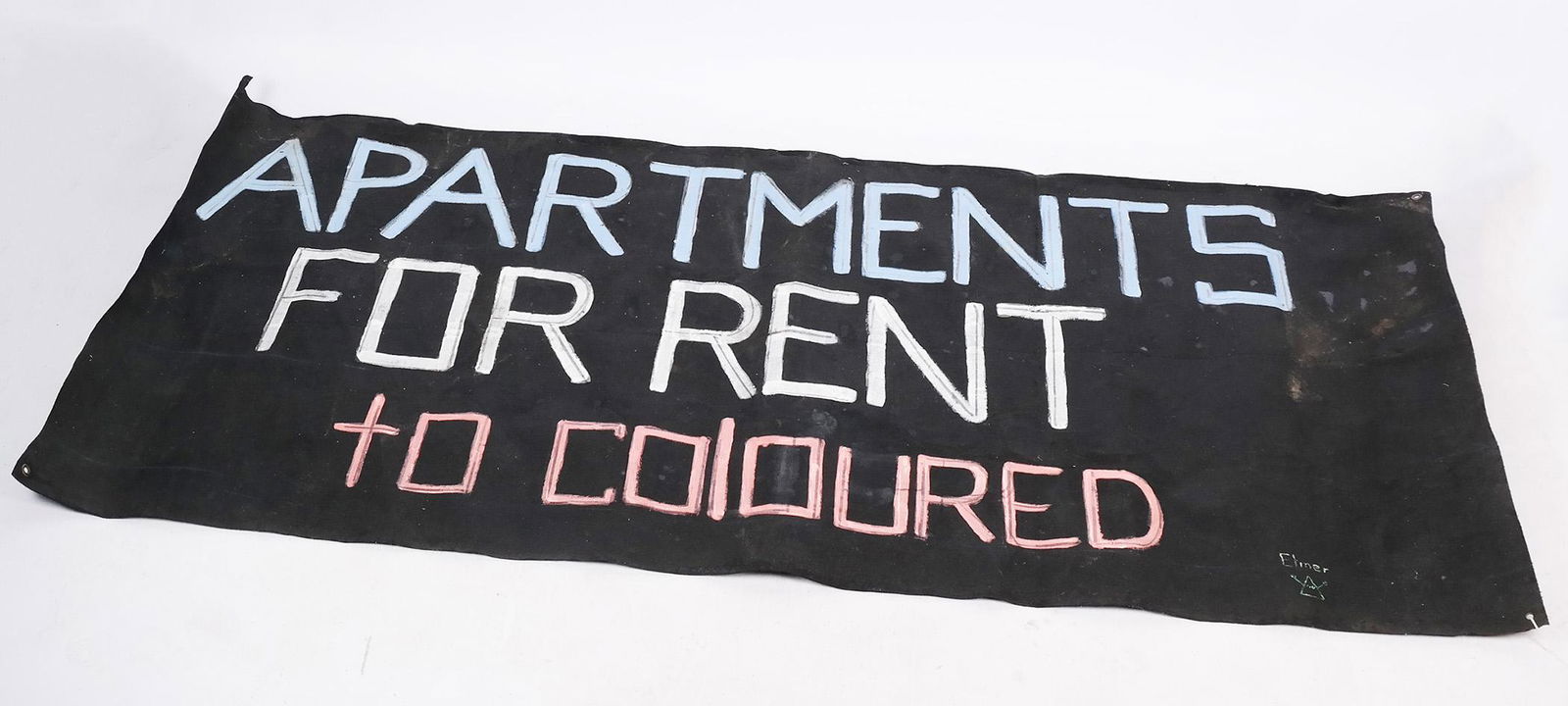 Felt Banner "Apartments for Rent / to Coloured" (1 of 6)