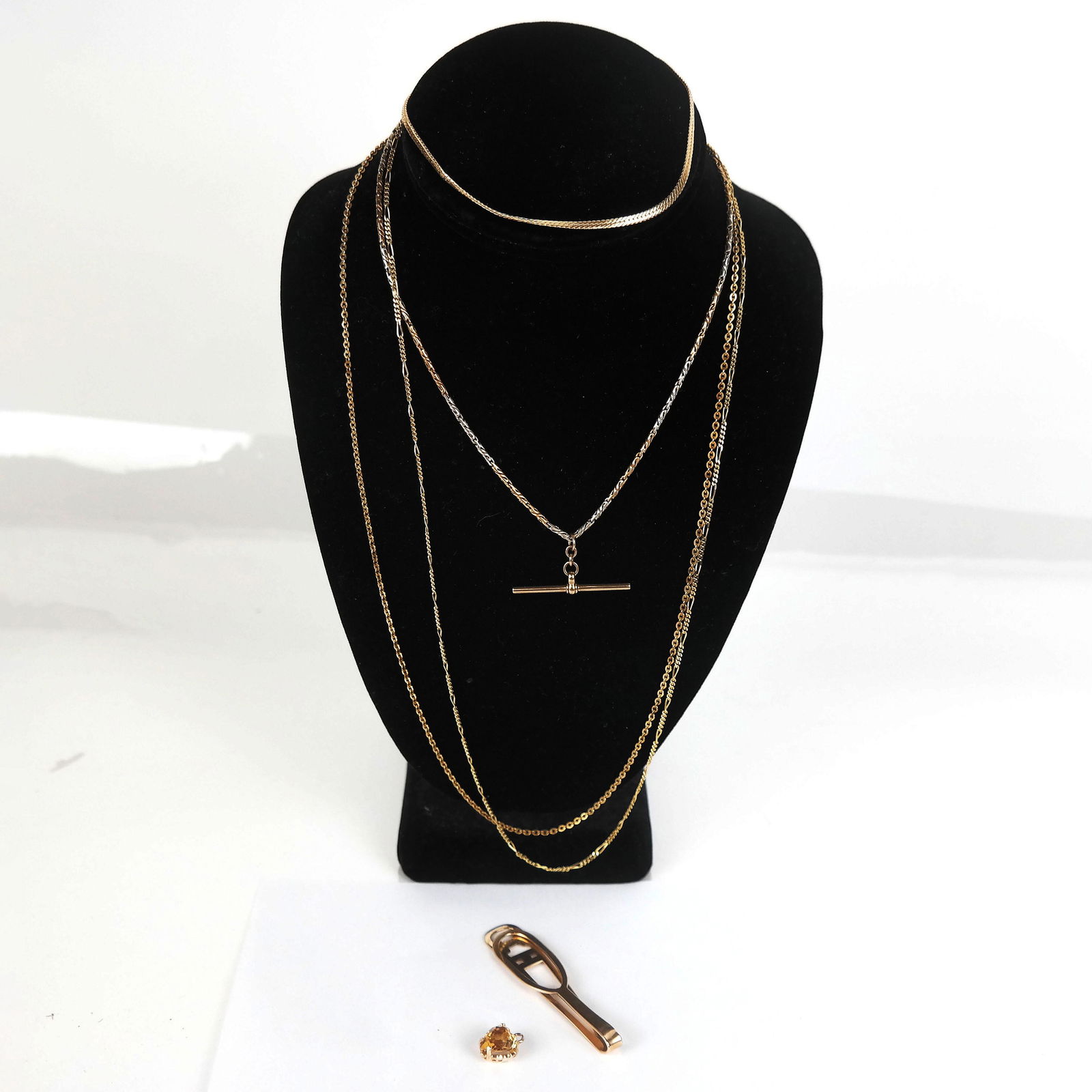Assorted 14K Yellow Gold Lot (1 of 20)
