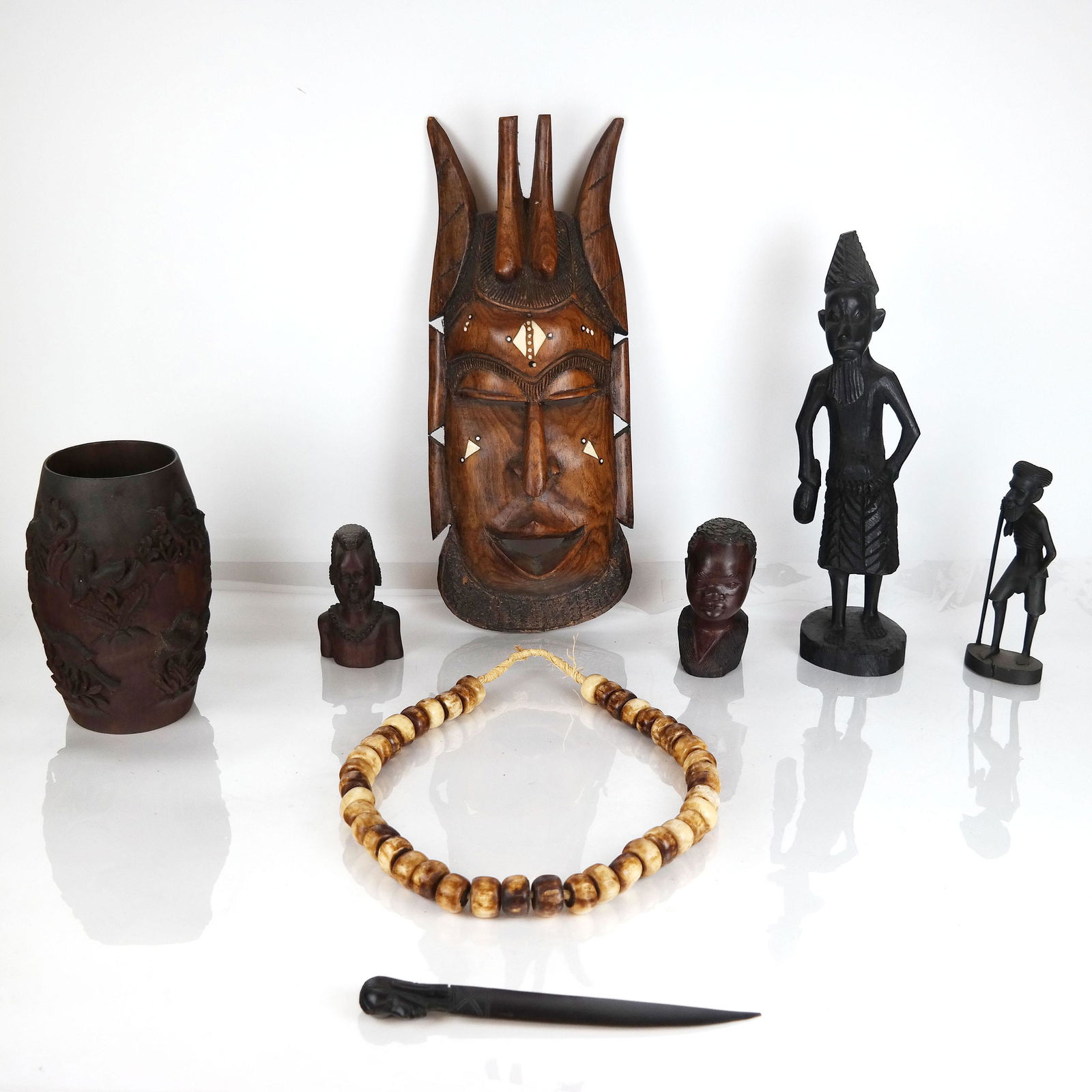 Group of African Tourist Artifacts - 8 pcs (1 of 20)