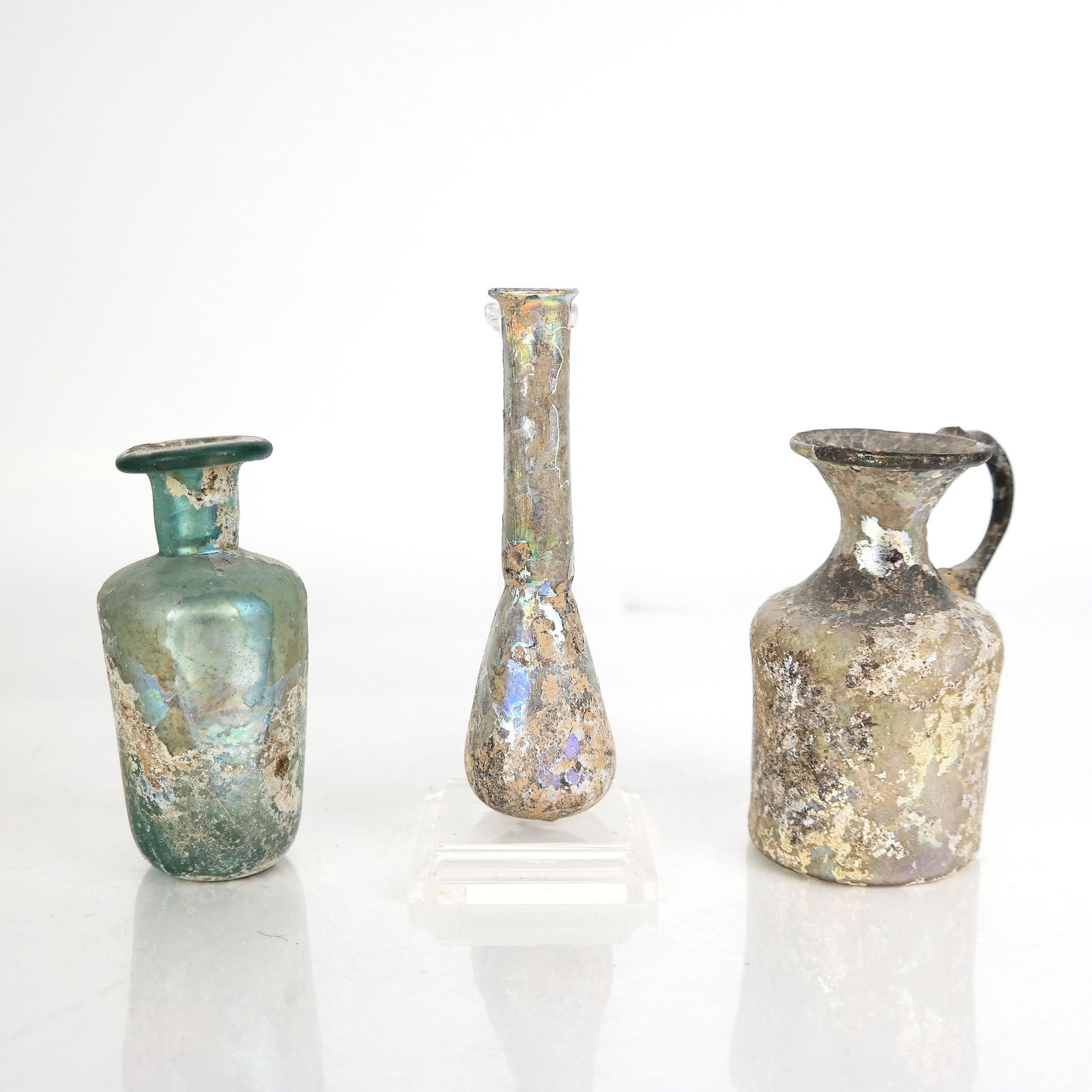 Lot of 3 Ancient Roman Iridescent Glass Vessels (1 of 14)