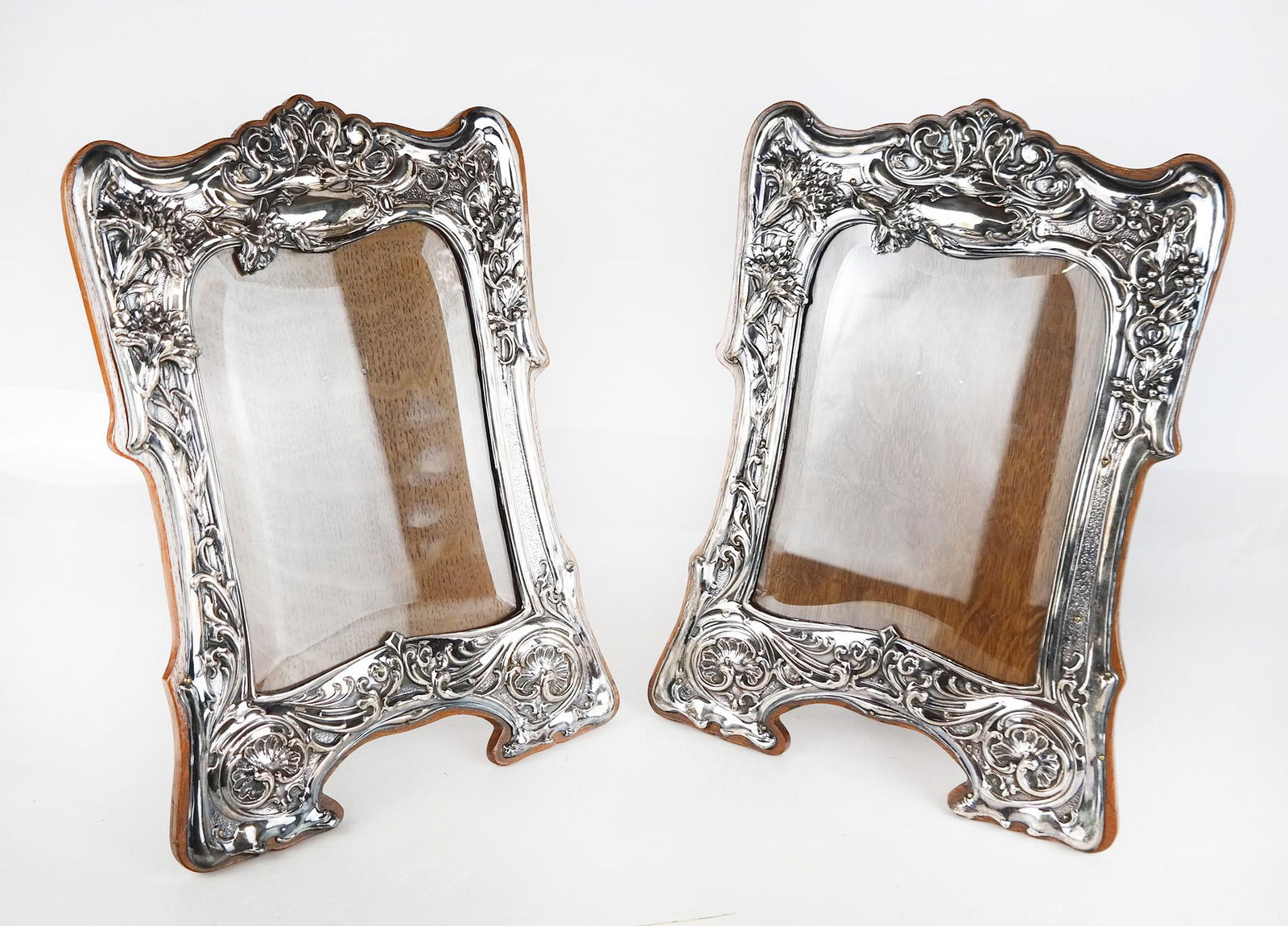 Matched Pair of Edwardian Silver Photo Frames (1 of 8)