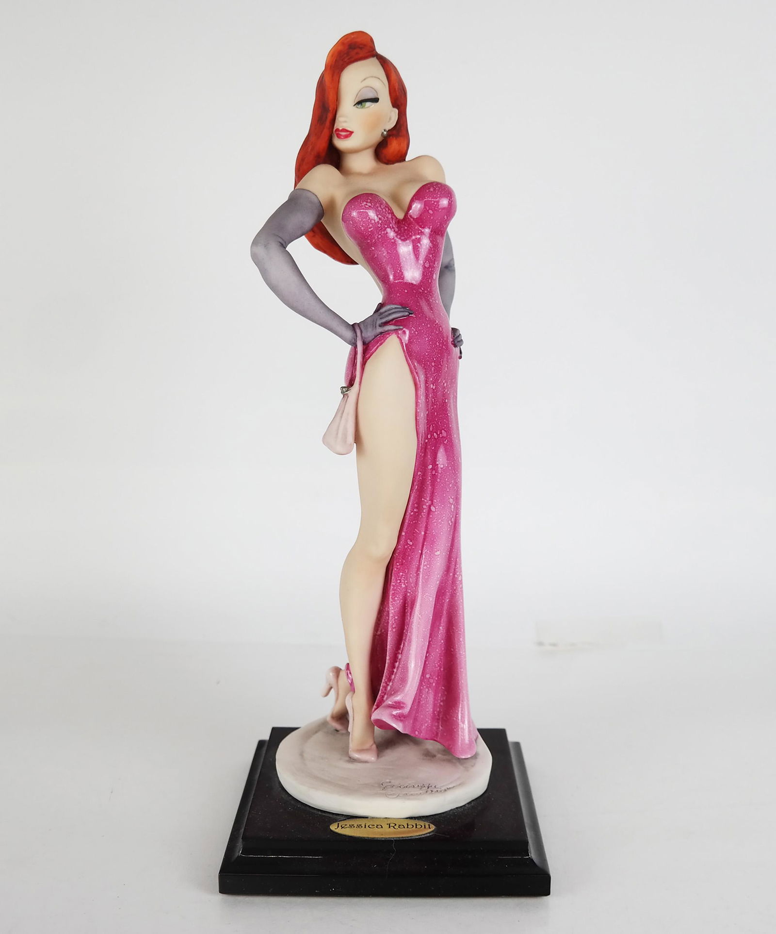 Capodimonte G. Armani Woman in Pink Sculpture (1 of 14)