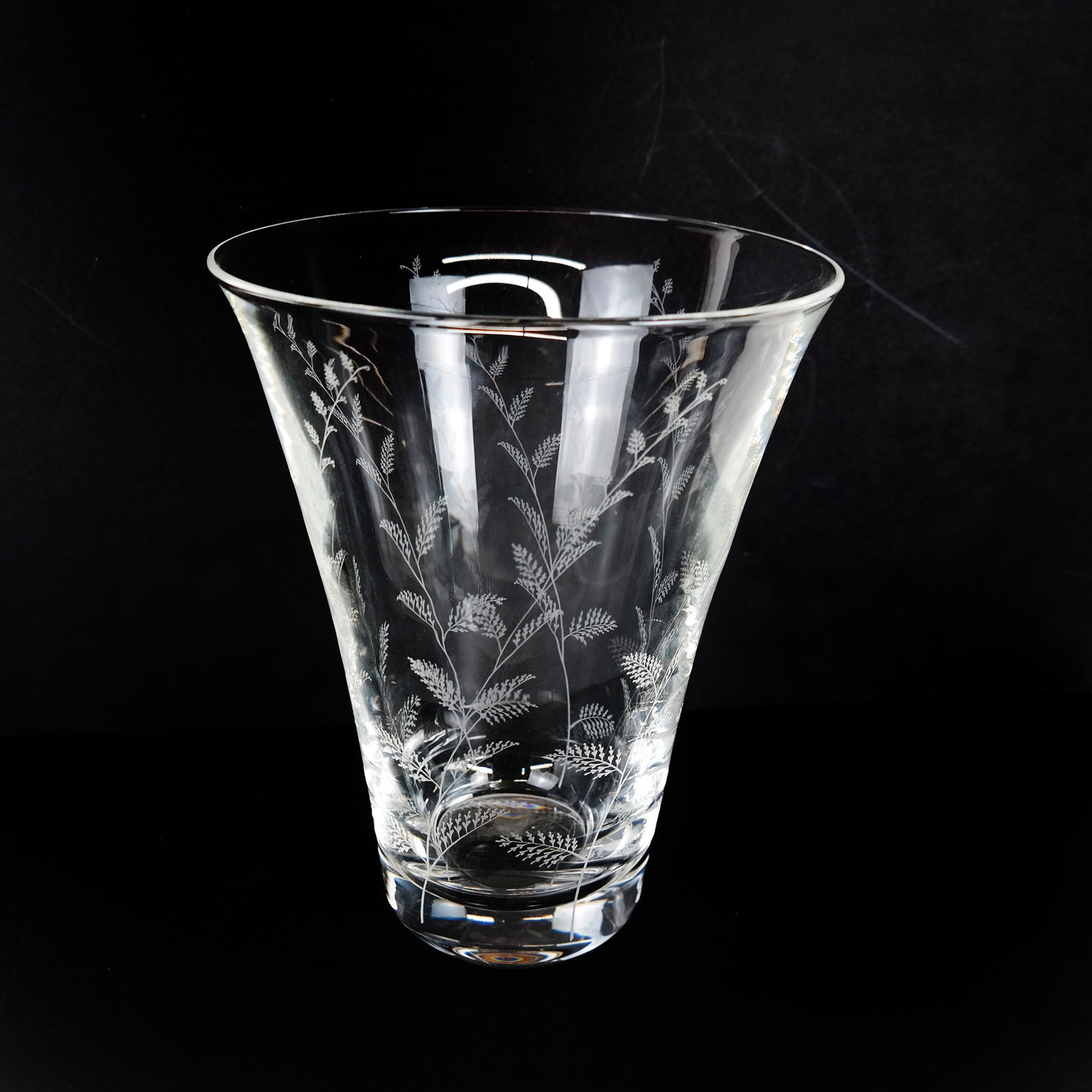 Tall Steuben Crystal Vase (1 of 9)