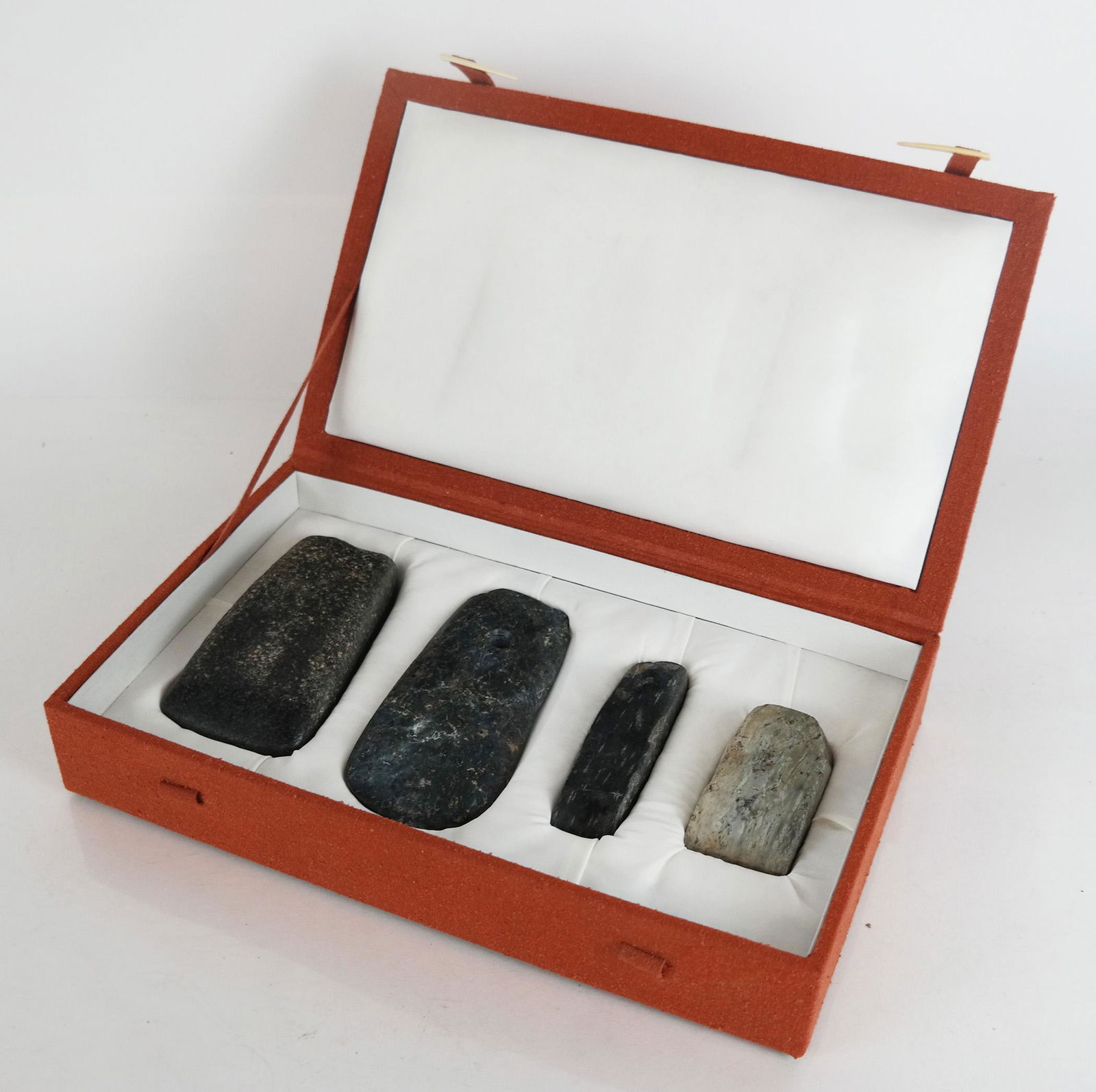 Four Chinese Archaic Hardstone Ceremonial Blades (1 of 18)