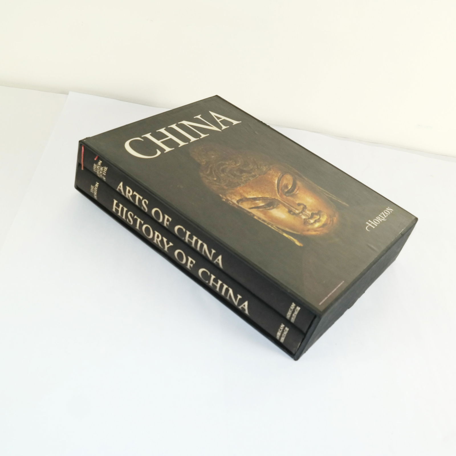 13 Books on General Art (1 of 7)