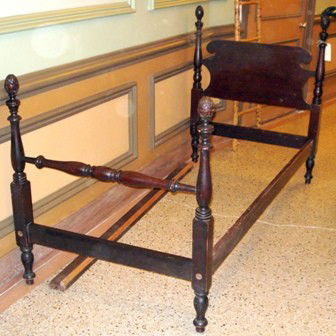 Victorian Style Pineapple Bed: Mahogany twin bed having a slat at the headboard and a twist form rail at the footboard. 42" - 48" H x 39.25" L (37.5" W inside for mattress) x 74.25" L (rails). Good condition. No bolts.