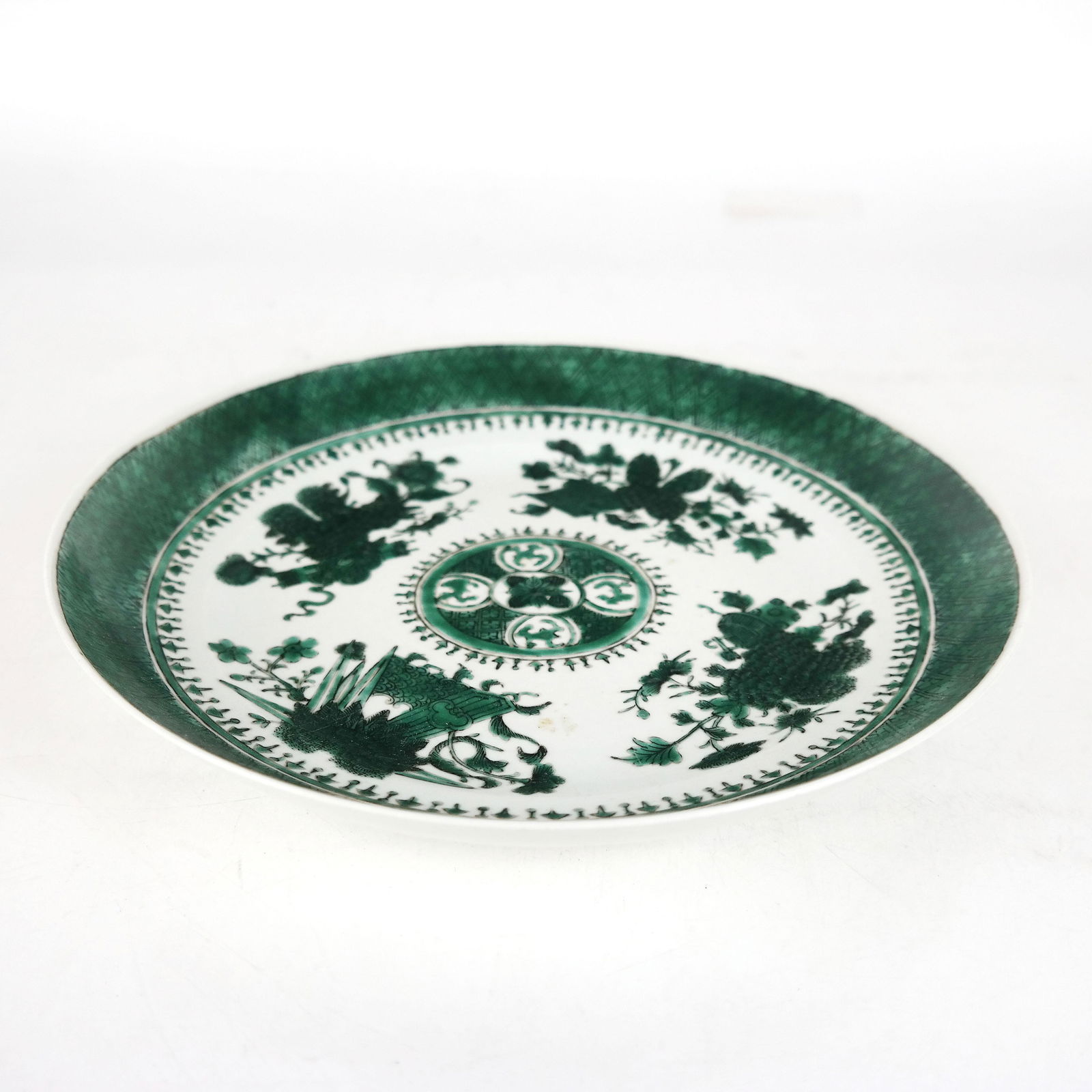Chinese Export Shallow Bowl (1 of 7)