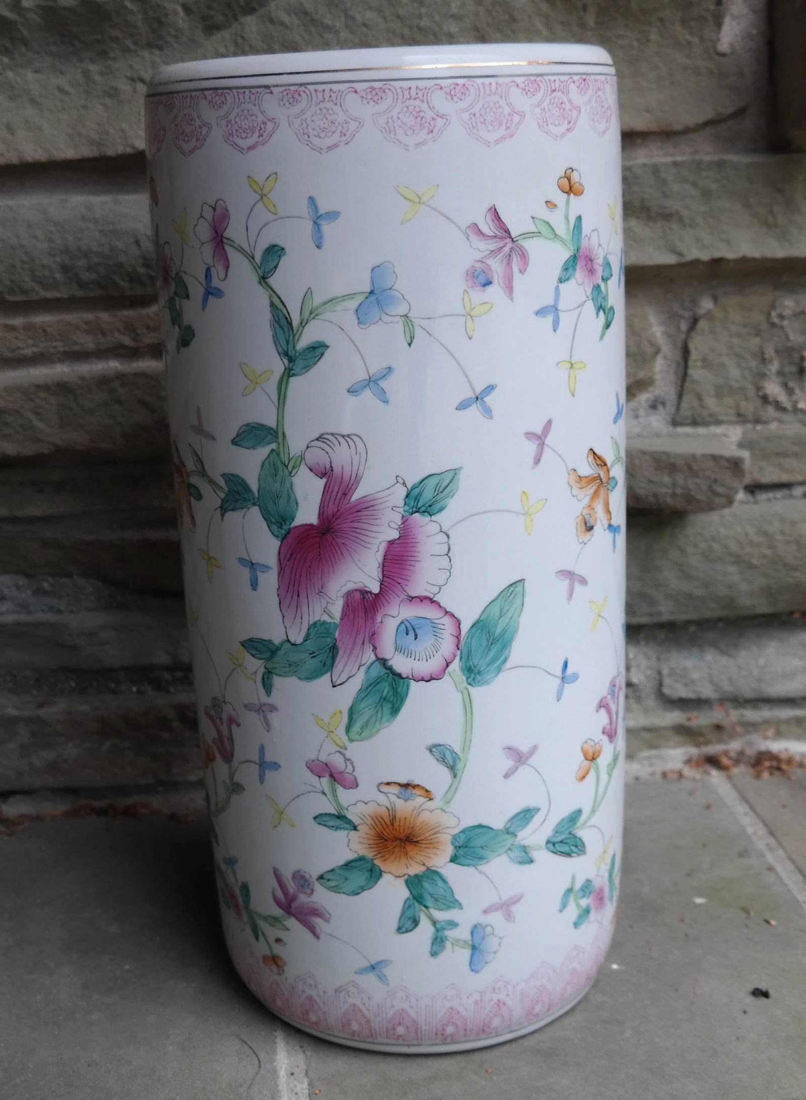 Chinese Polychrome Porcelain Umbrella Stand (1 of 9)