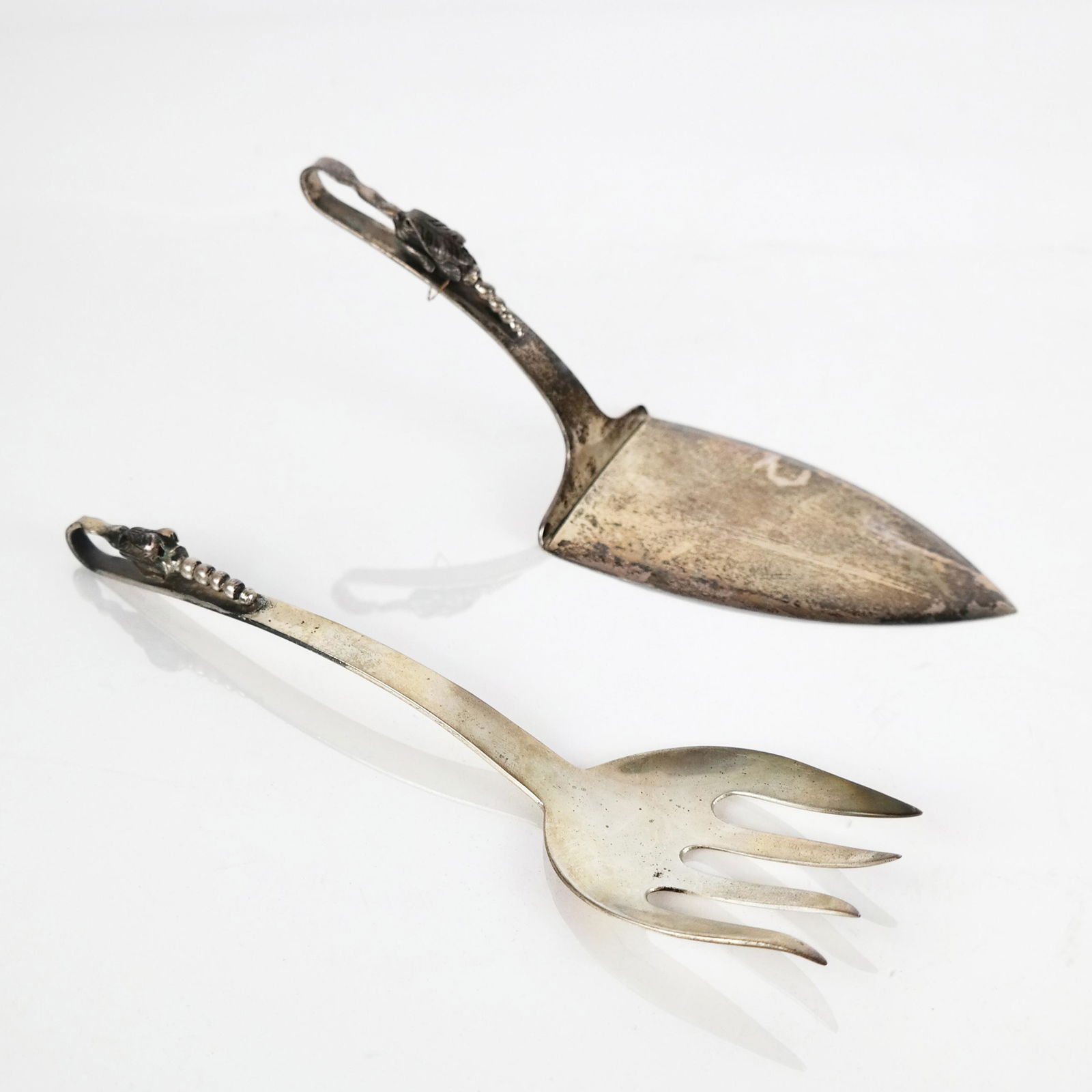 Two Mexican Sterling Silver Serving Pieces (1 of 12)