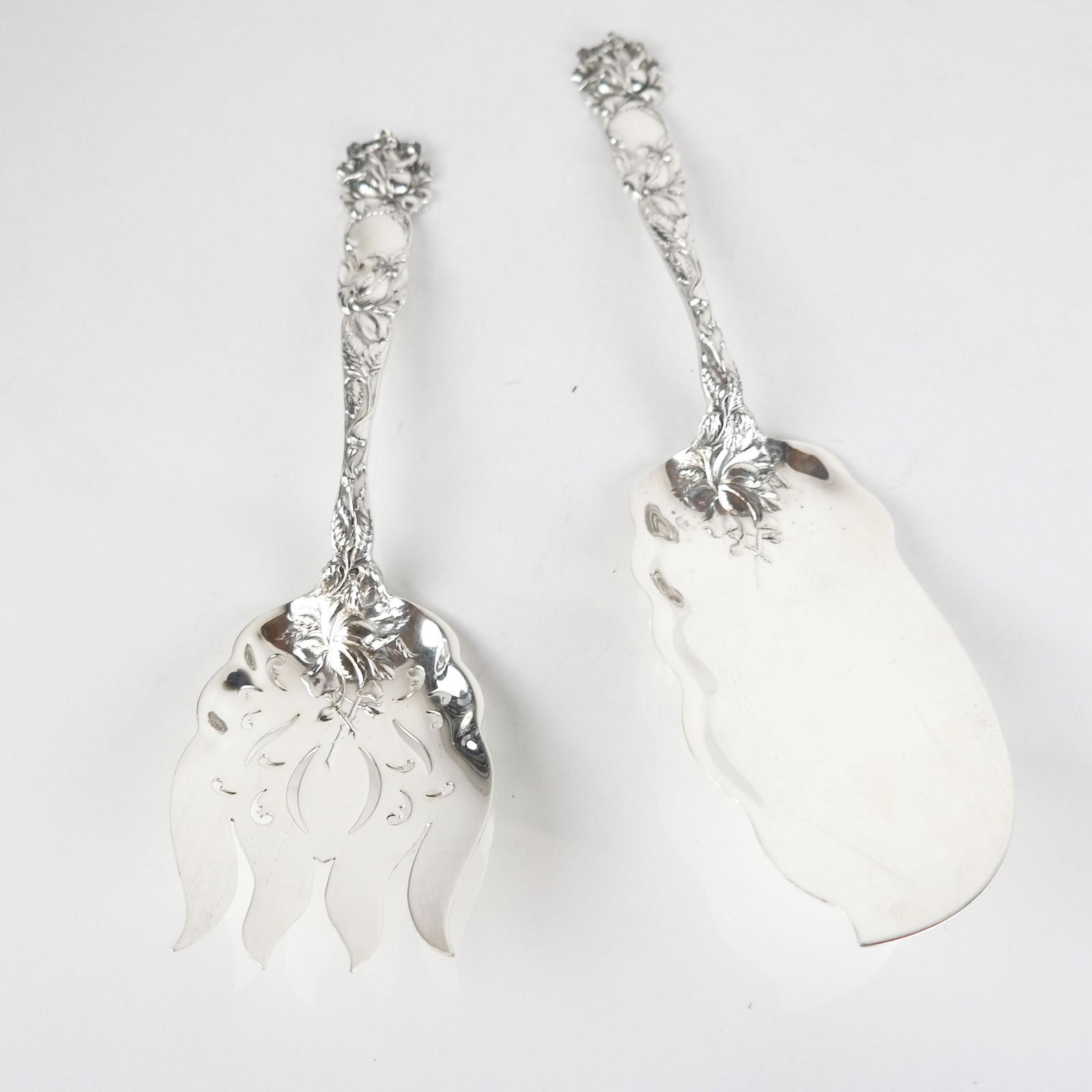 Two Piece Sterling Silver Serving Set (1 of 8)