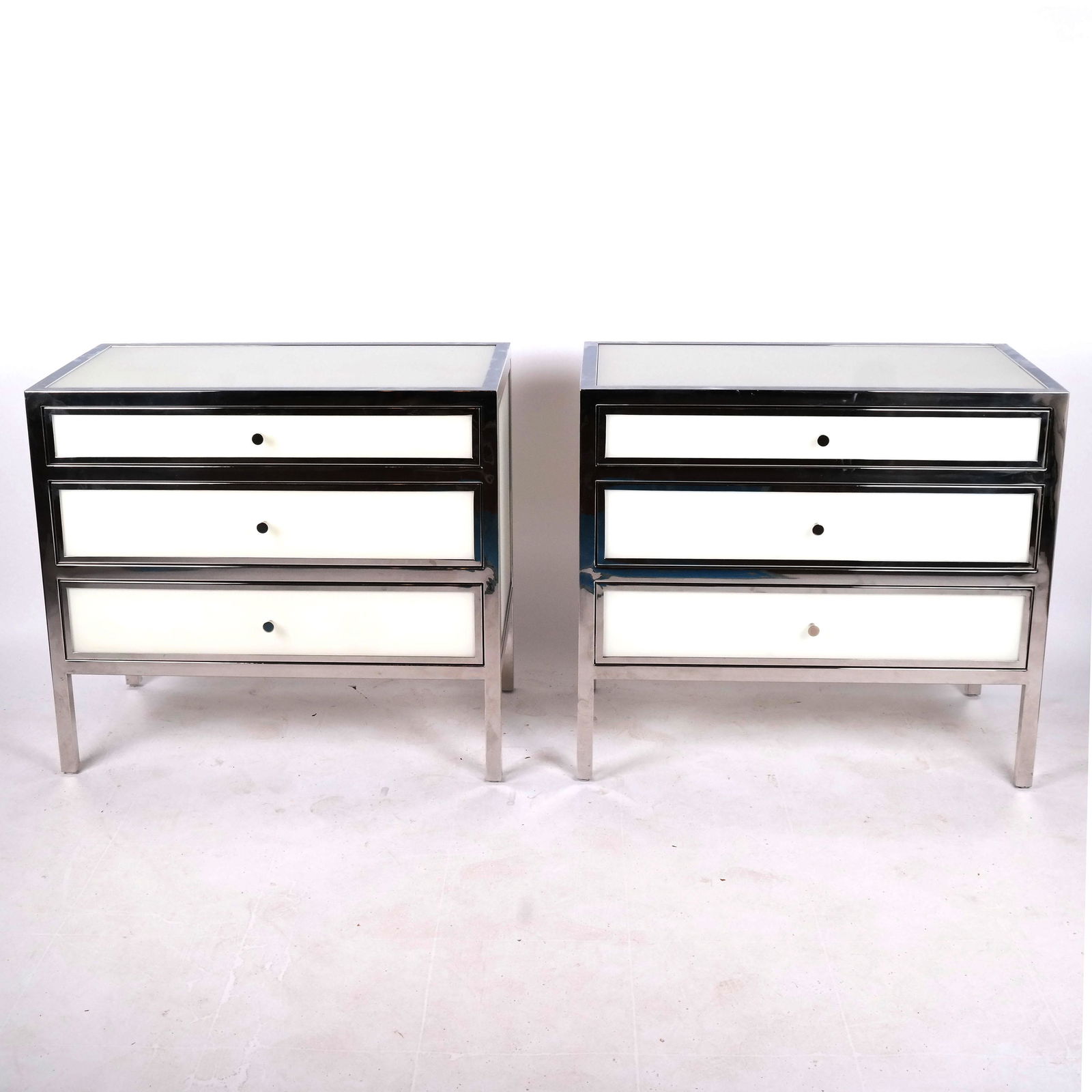 Pair of Bernhardt Modern White Chests (1 of 11)