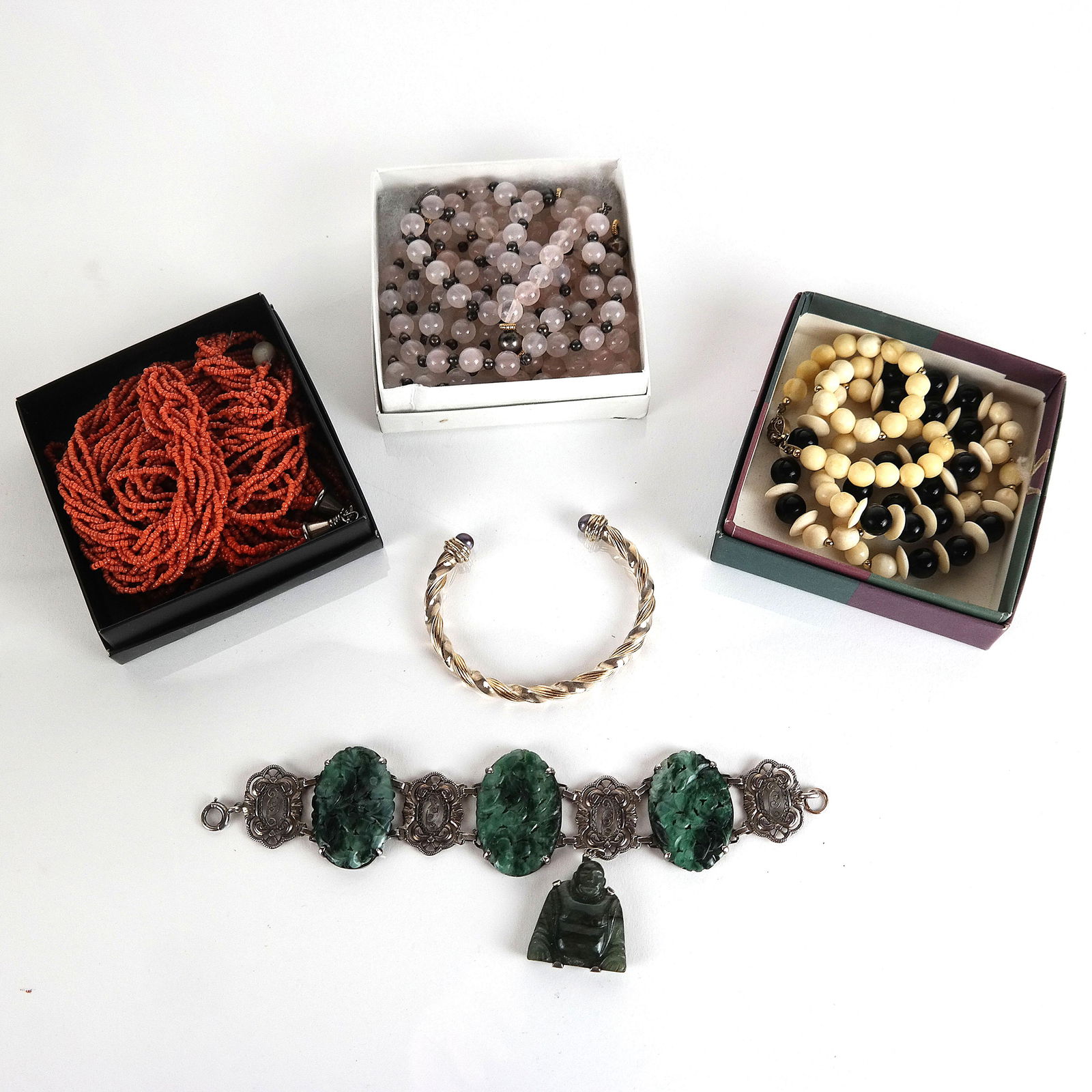 Six Assorted Jewelry Articles (1 of 12)
