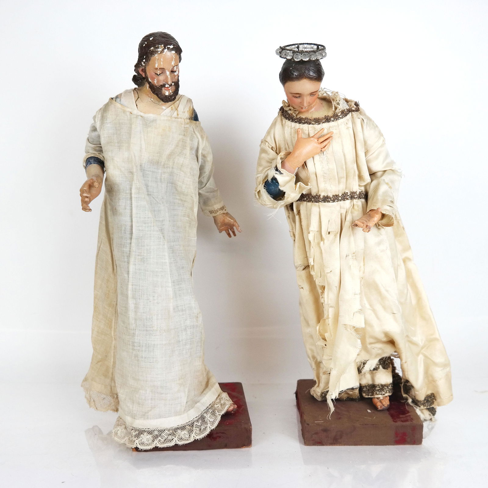 Pair of Antique Spanish Creche Figures (1 of 18)