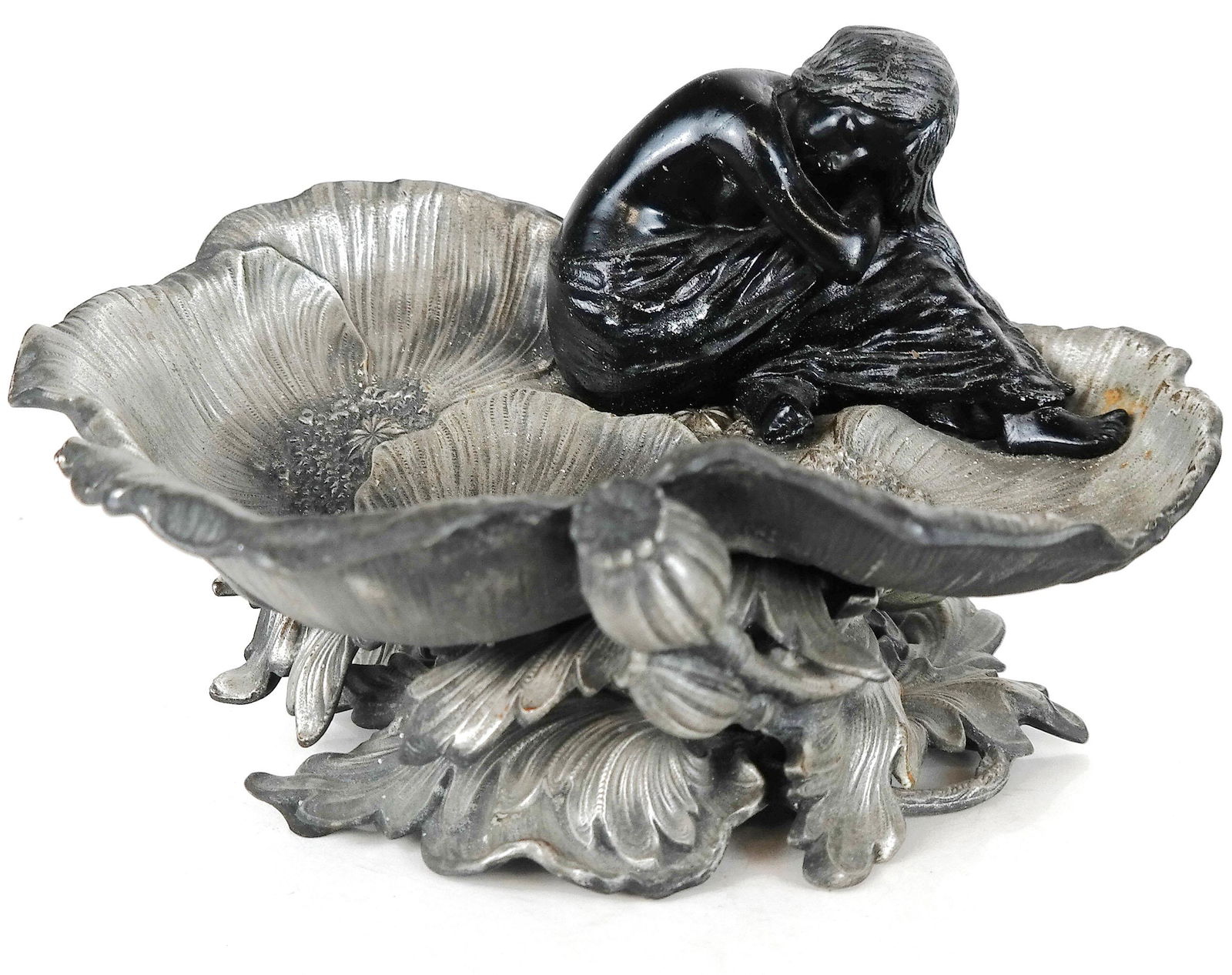 Classical Bronze Woman in a Shell Sculpture (1 of 7)