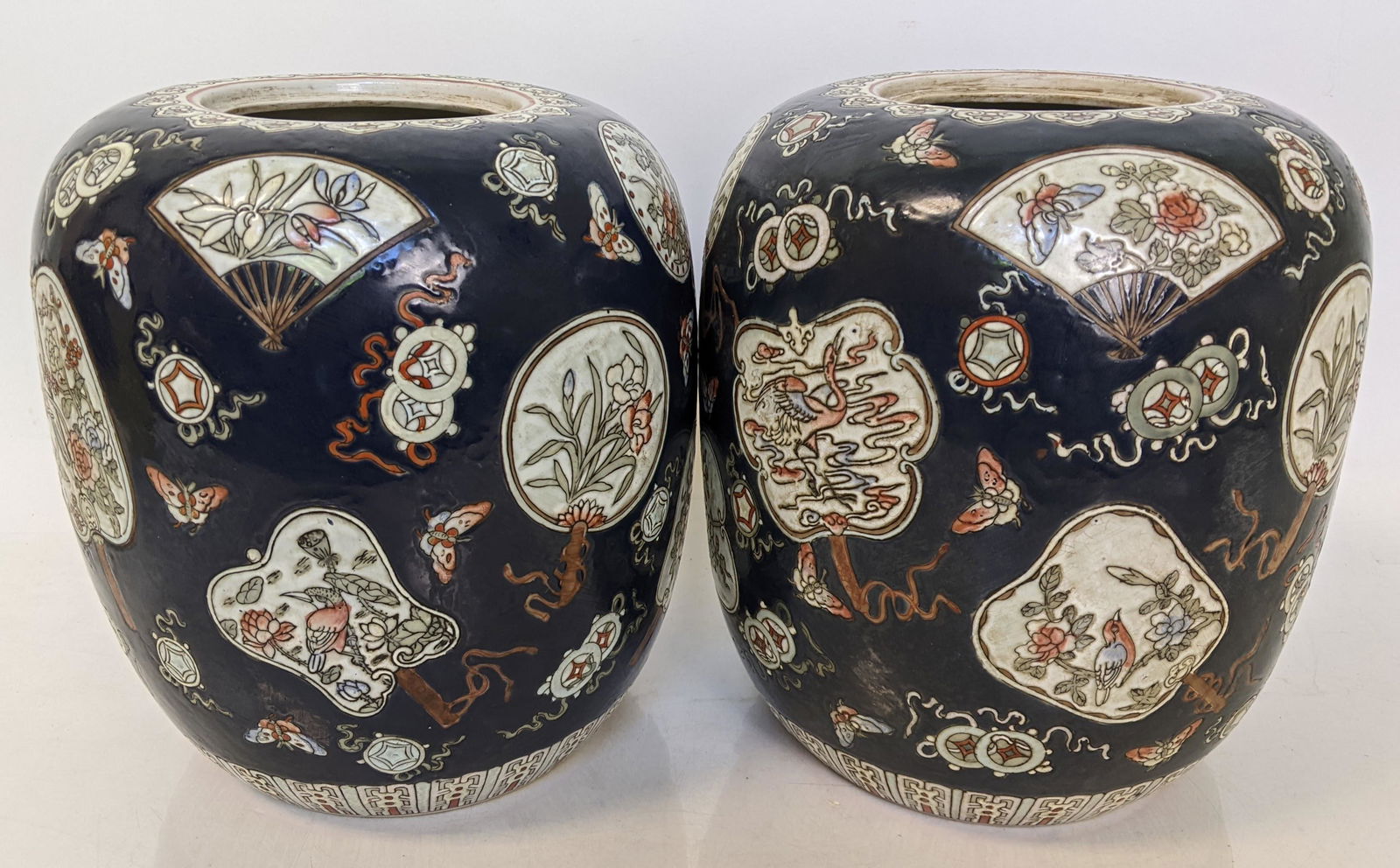 Pair of Chinese Porcelain Ginger Jars (1 of 15)