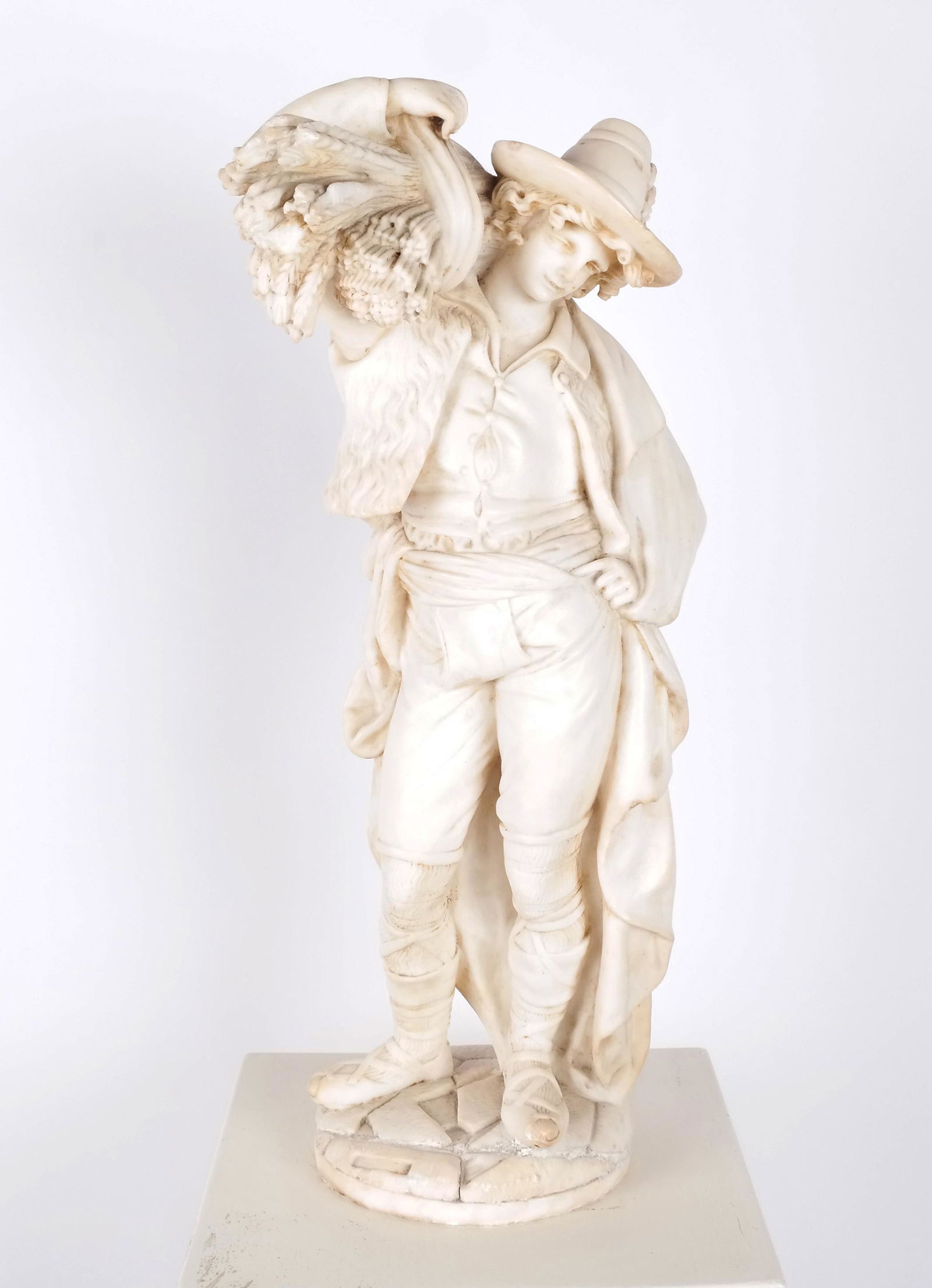 Georgian-Style Mahogany Corner Wash Stand (1 of 6)