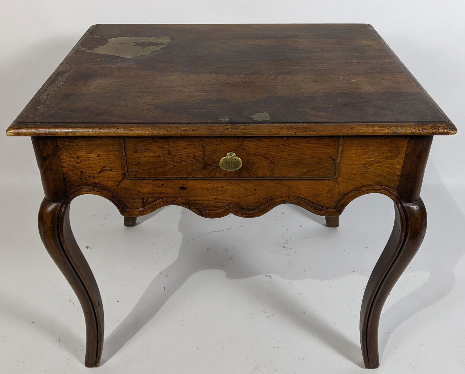 French Provincial-Style Table by Baker (1 of 11)