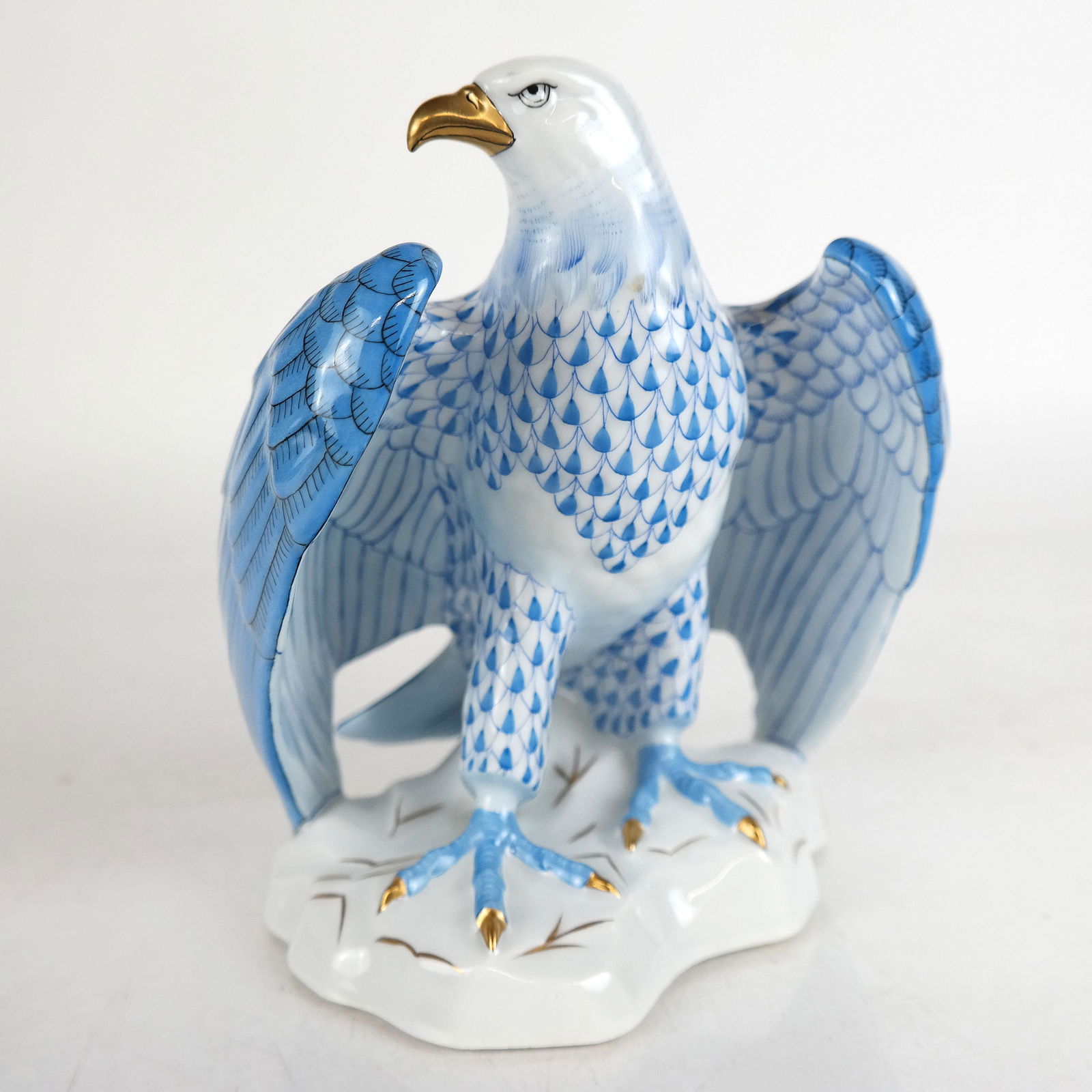 Herend Porcelain Eagle (1 of 9)