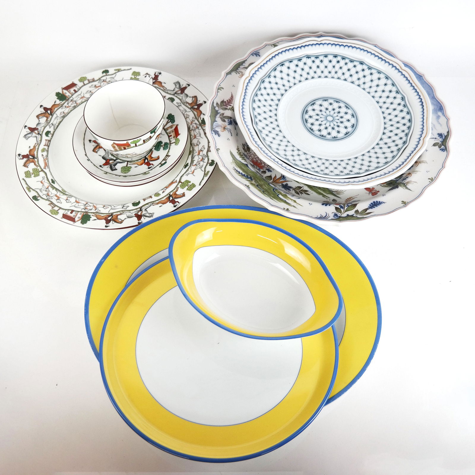 Eight Assorted Porcelain Platters (1 of 14)