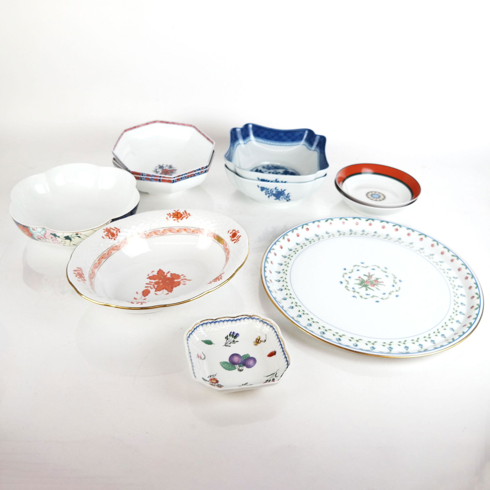 Ten Assorted Porcelain Serving Pieces (1 of 15)